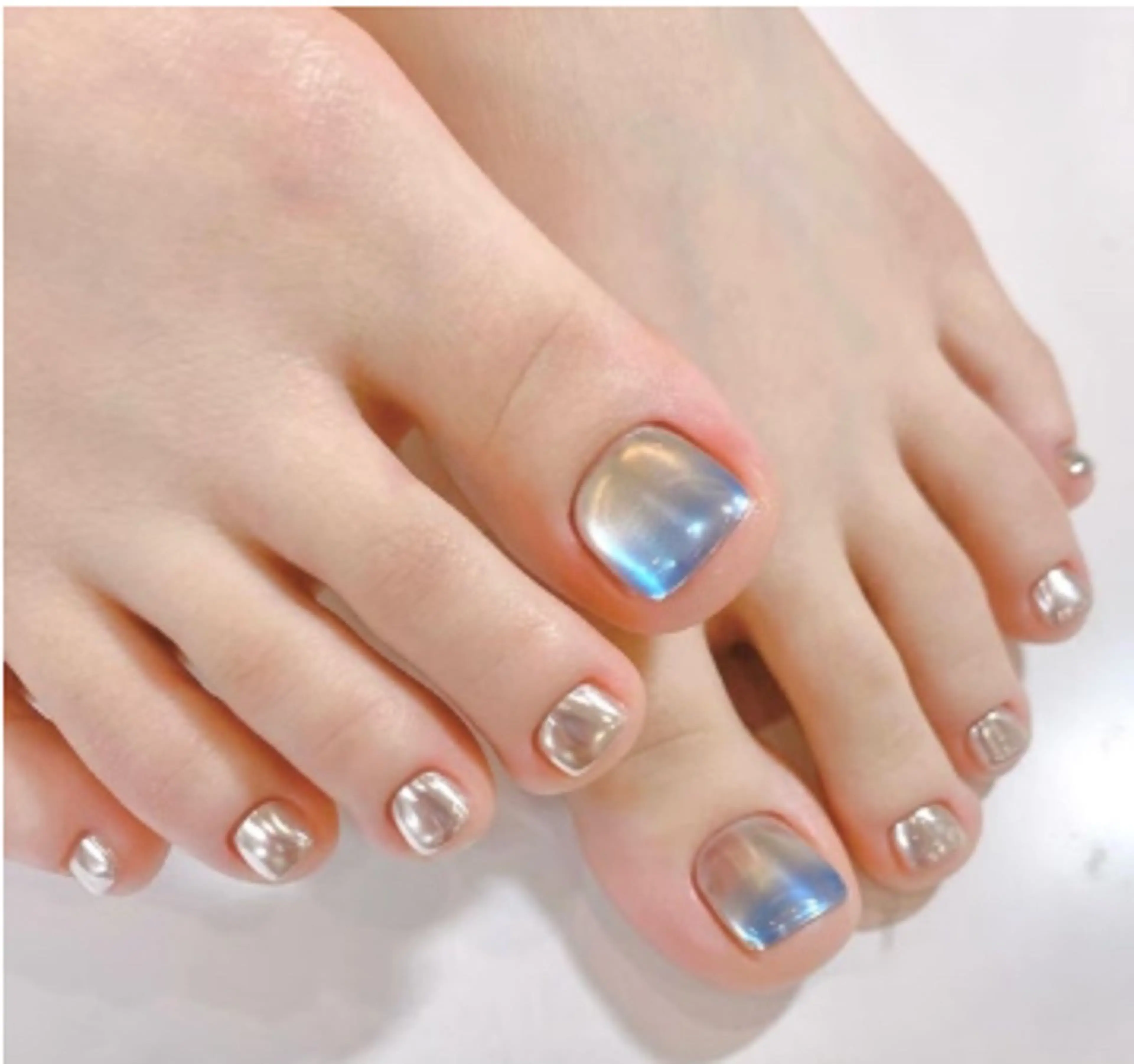 【フッド】「ミラーorオロラー45分¥4980」オフ➕30分￥1000、甘皮ケア込み ･160色選べる!韓国ワンホン風の写真