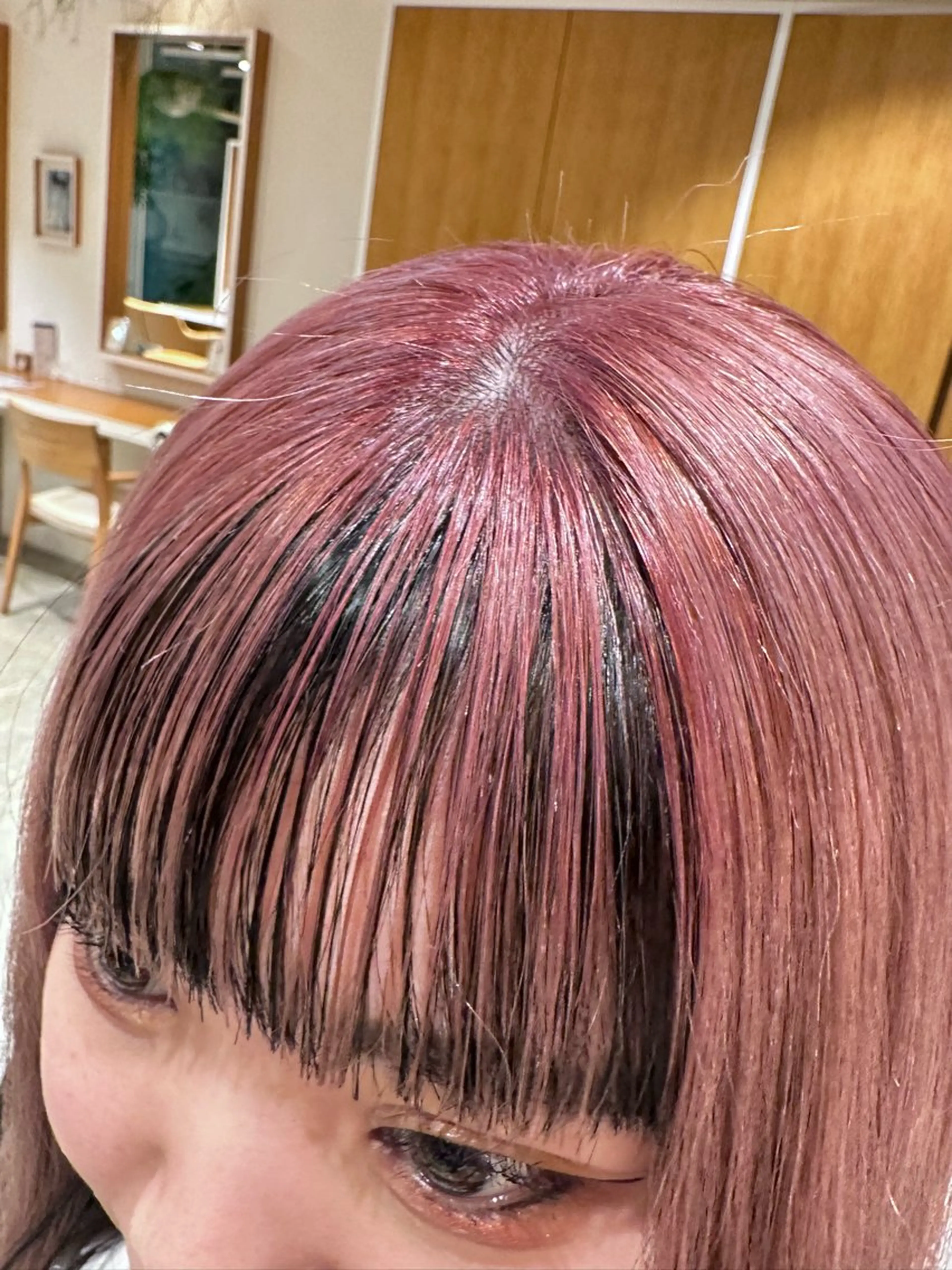 ミディアム 志村 萌のヘアスタイル