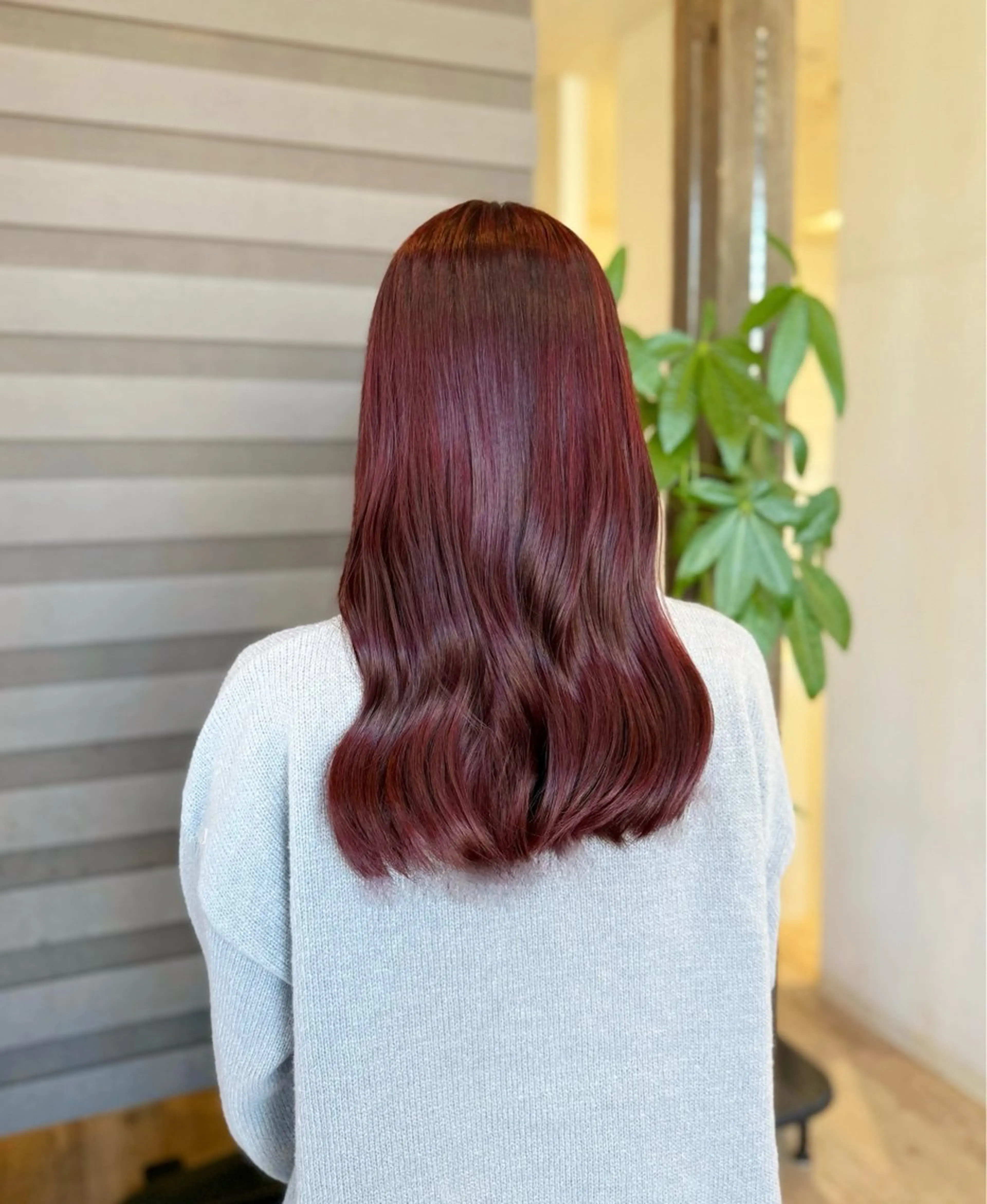 ミディアム 三原 つばさのヘアスタイル