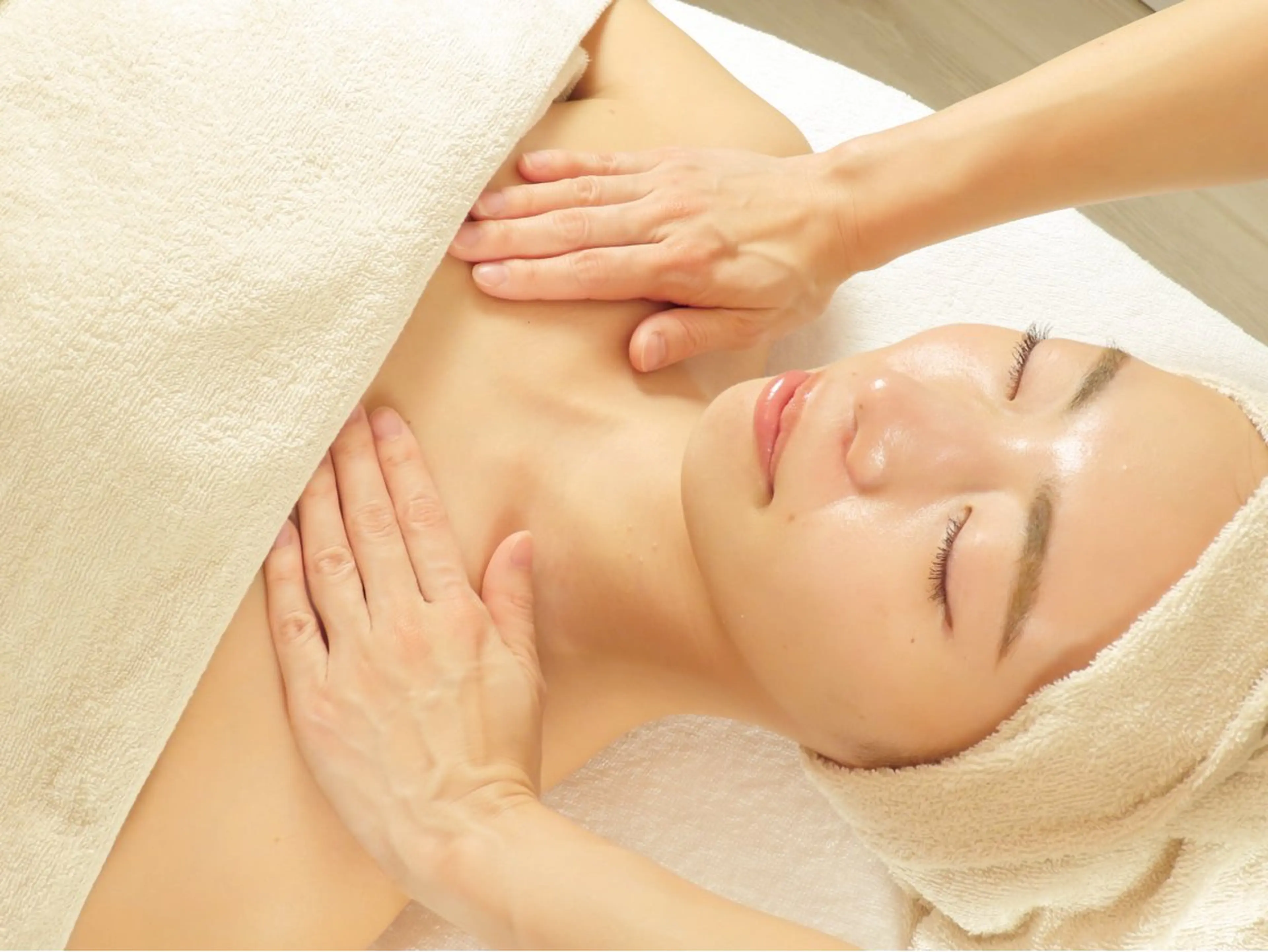 MORE. NEMAのエステ・リラクイメージ