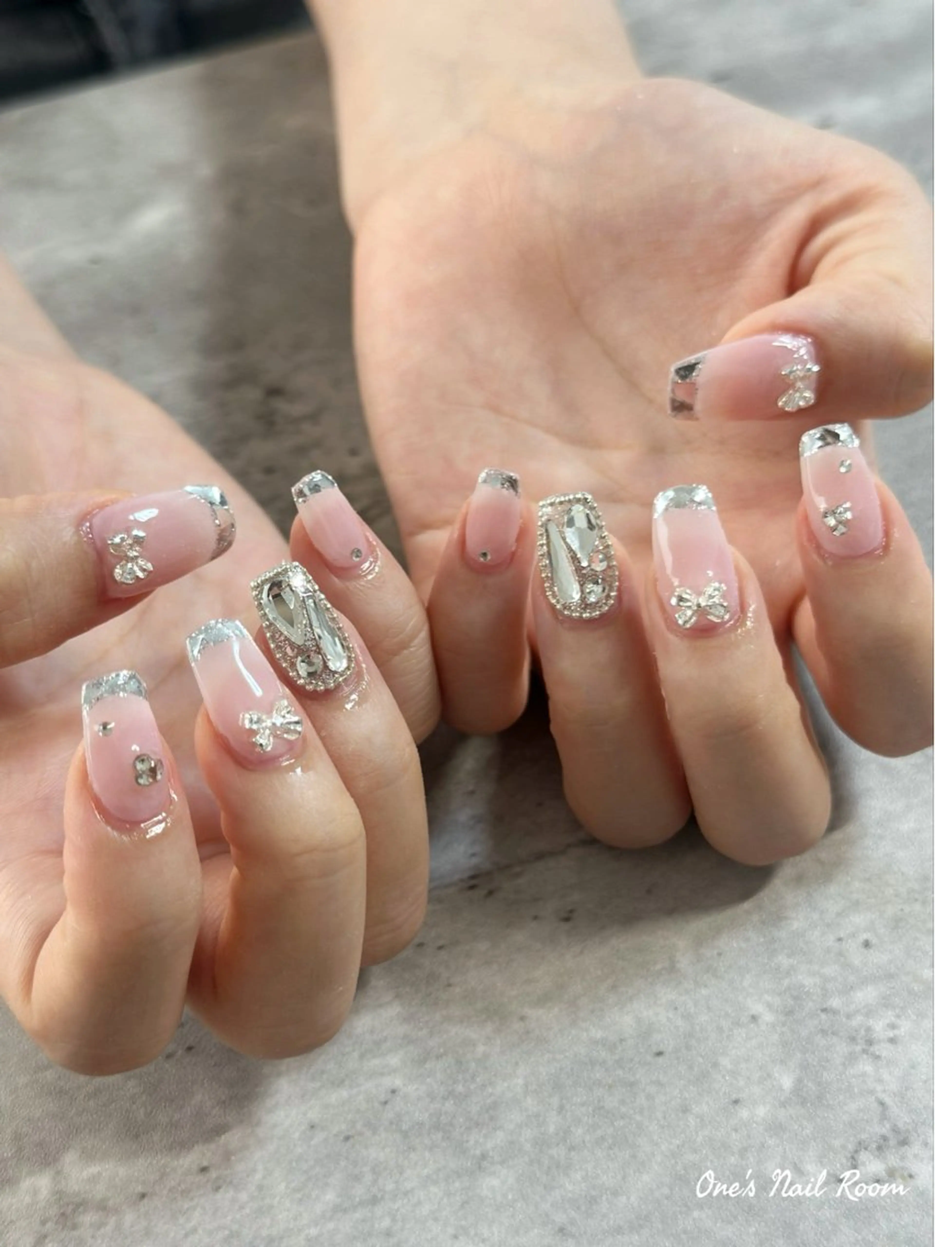 ネイル ハンドネイル One's Nail Roomのネイルデザイン