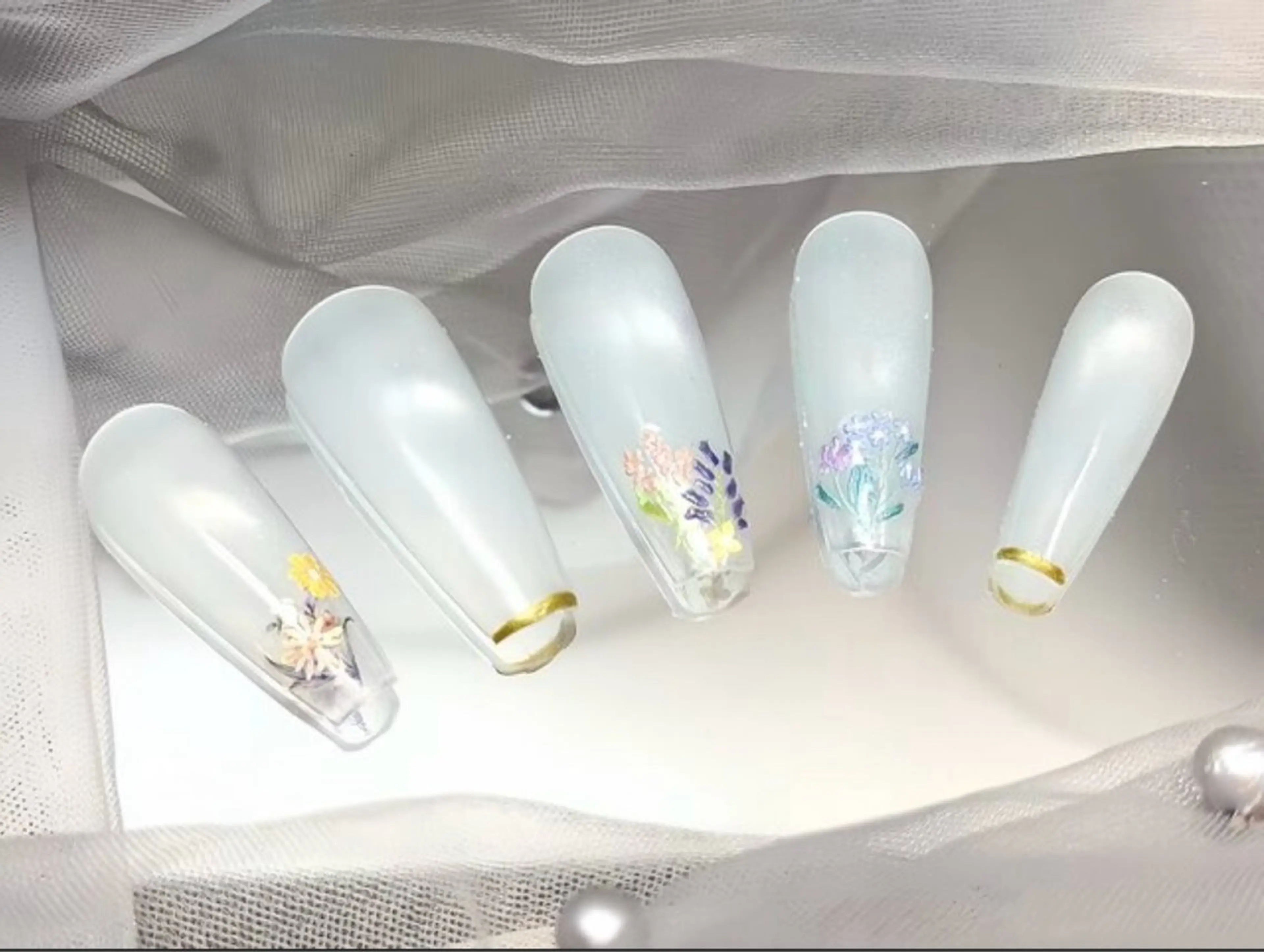 ネイル ハンドネイル H3 Nail Tsuki🦋💙のネイルデザイン