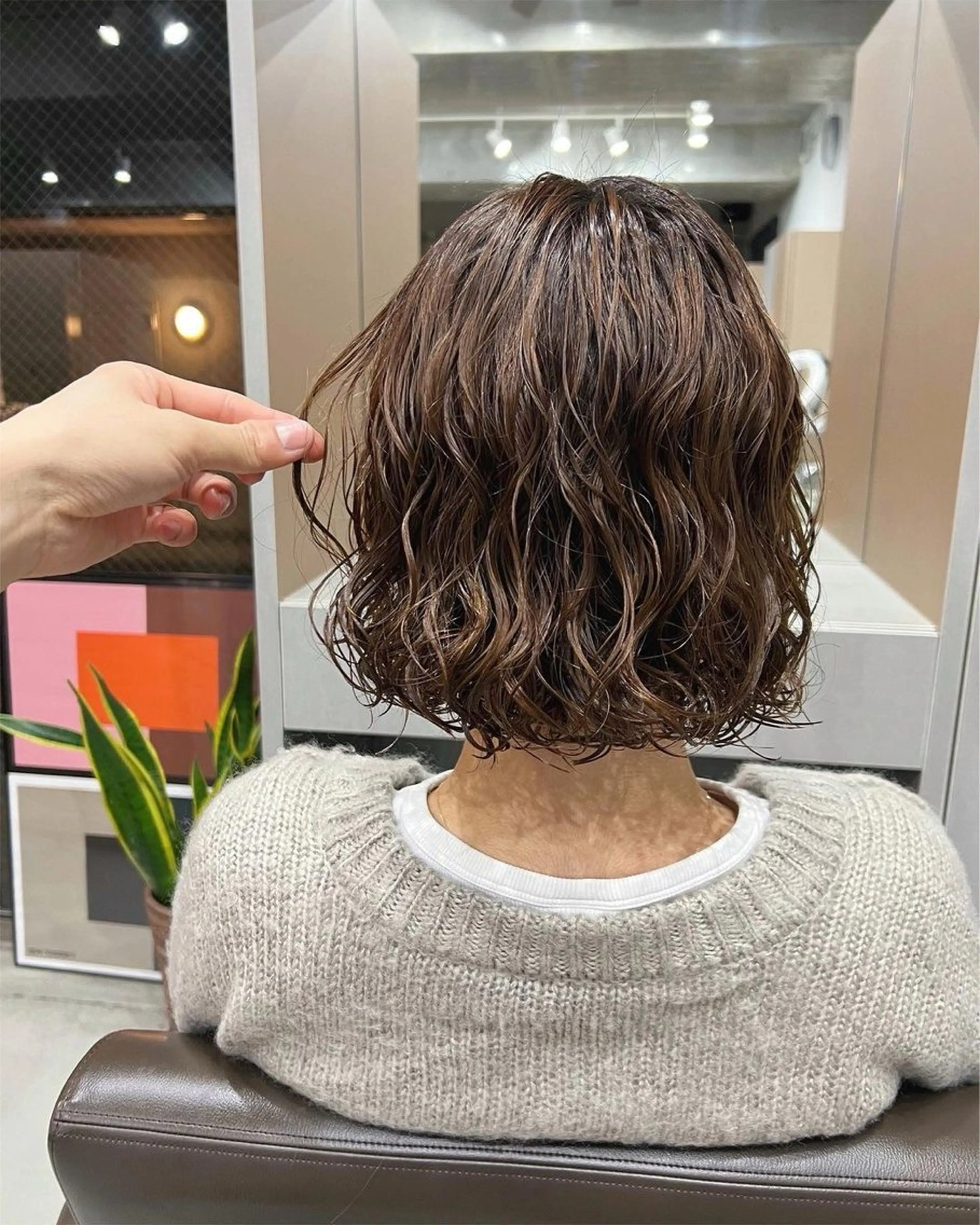 ショート カラー パーマ ボブ 森山 陽菜のヘアスタイル