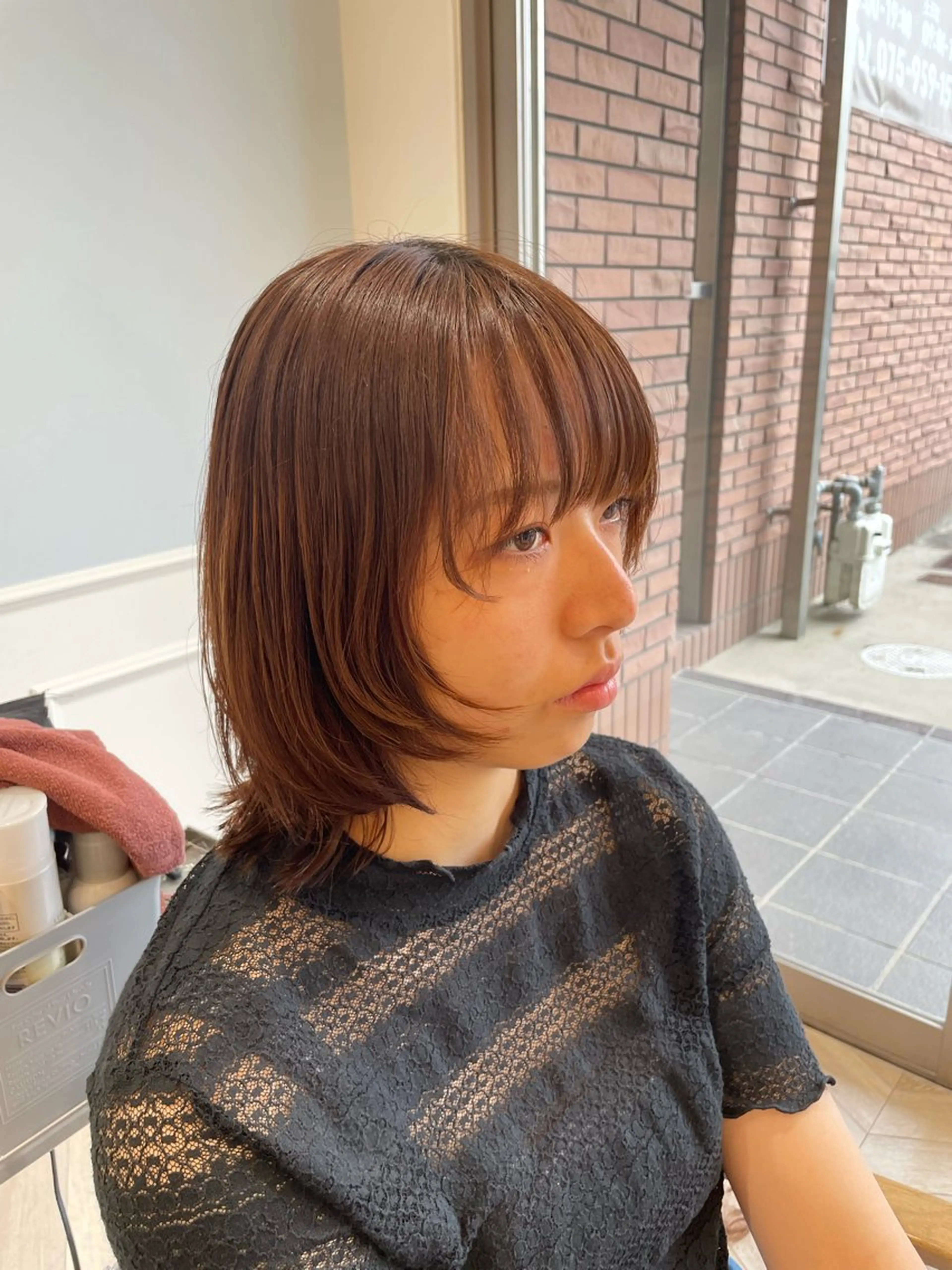 ミディアム カラー 顔まわりレイヤー レイヤーカット イルミナカラー/レイ ヤーカット/三好春奈のヘアスタイル