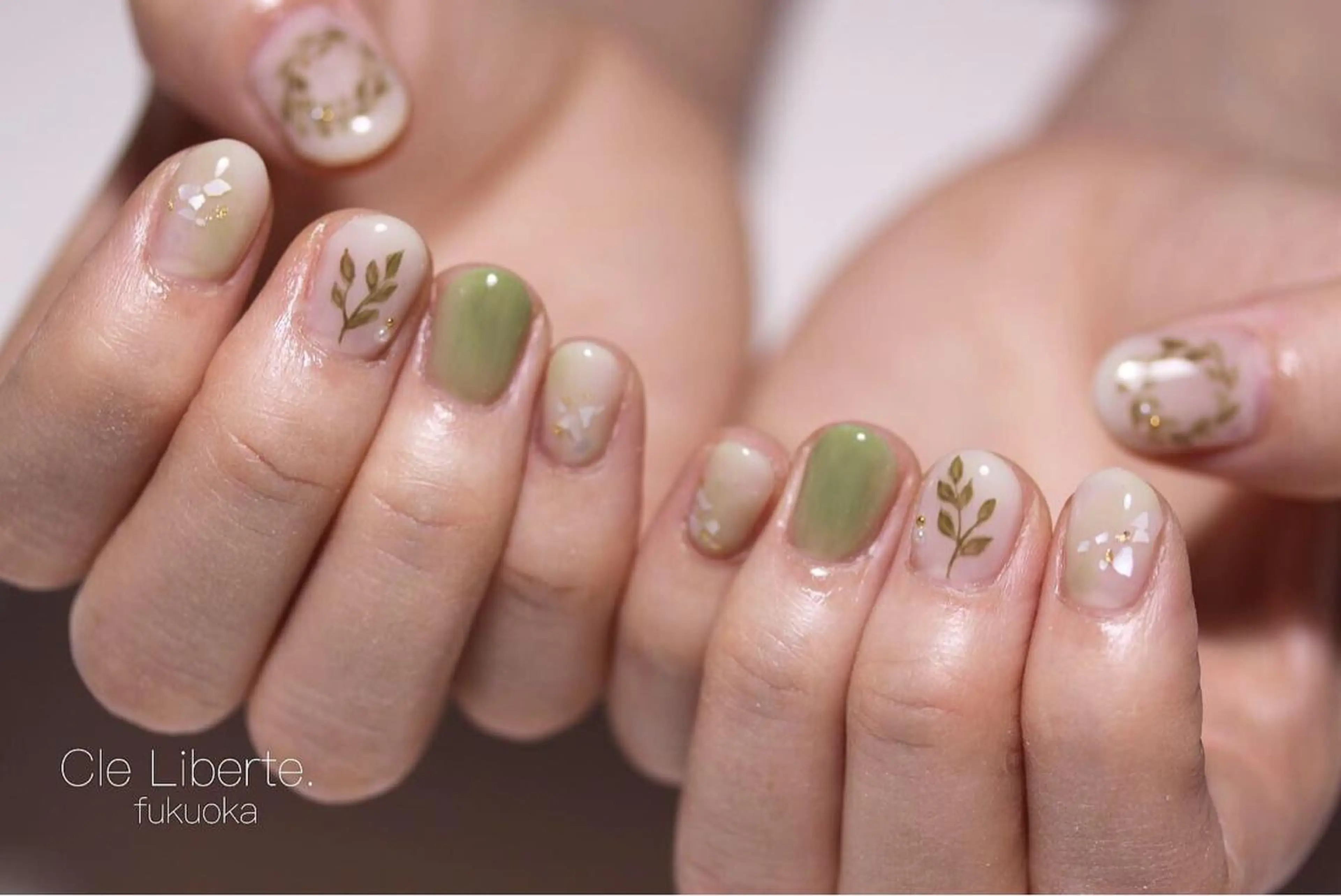 ネイル アートネイル フットネイル フレンチネイル グリーン スカルプネイル Elio 国泰寺のネイルデザイン