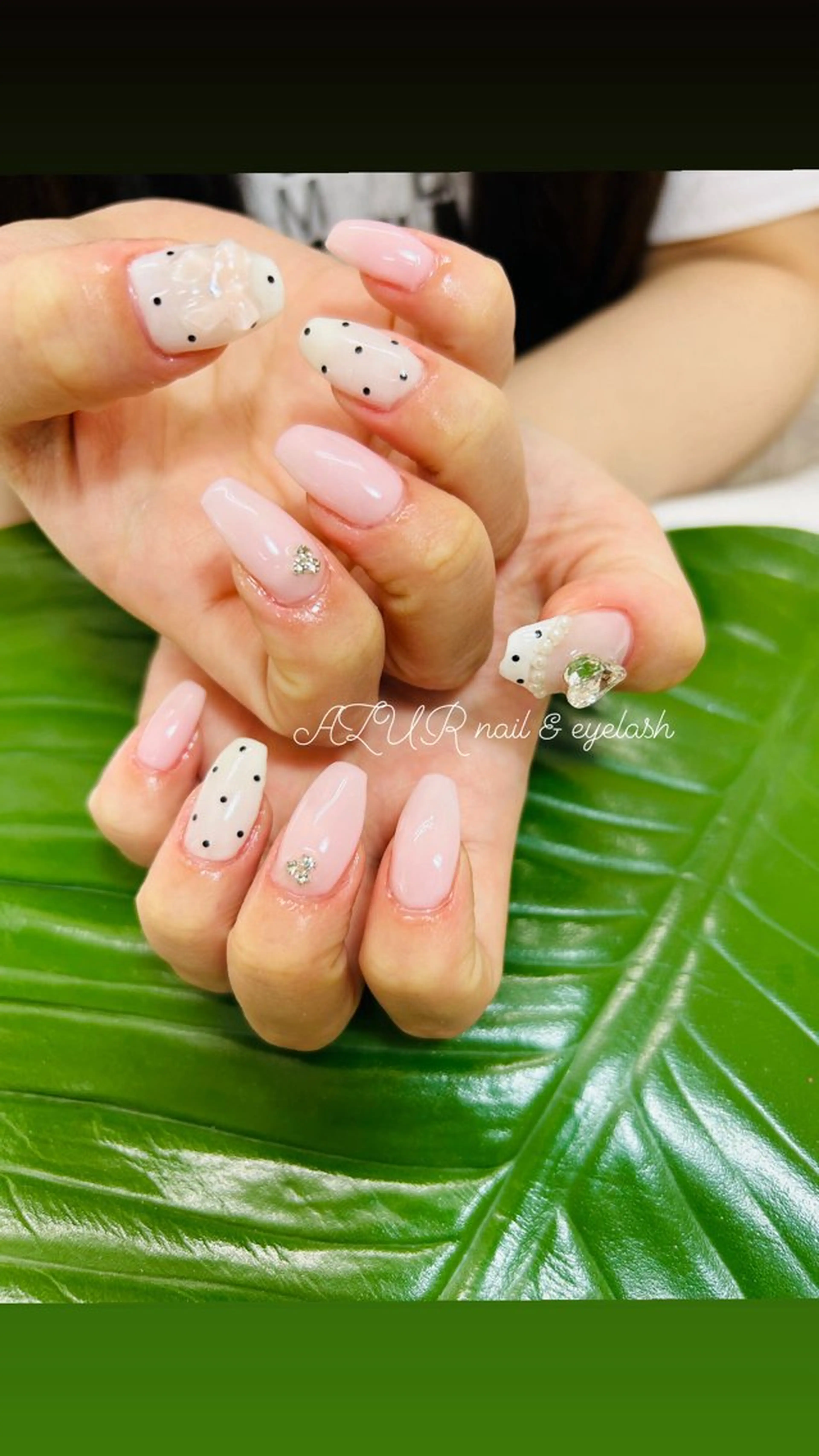 ネイル AZUR N&eyelashのネイルデザイン