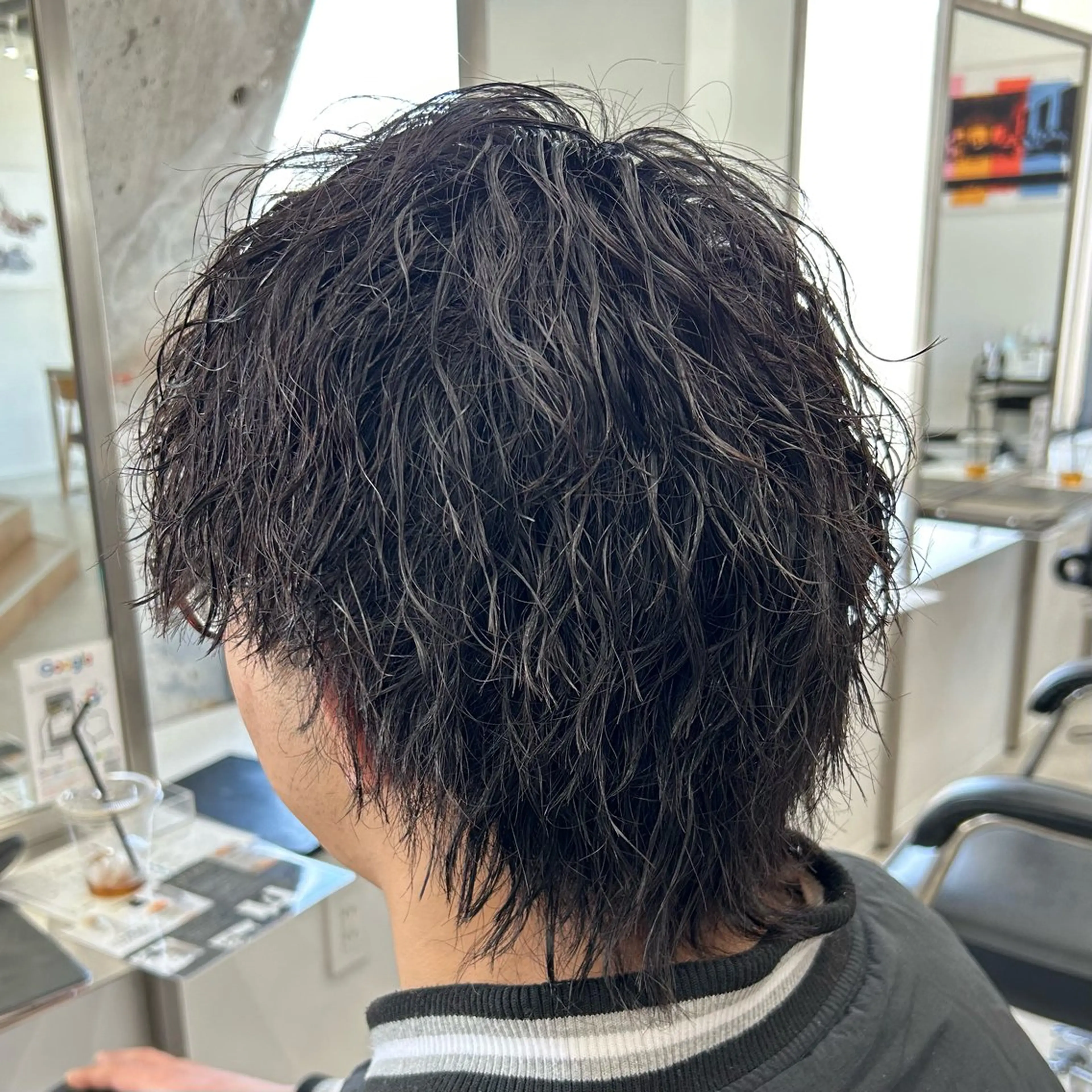 ミディアム パーマ メンズ ミディアムパーマ メンズパーマ メンズウルフカット ウルフカット カット パーマ メンズパーマ/ 新潟駅/佐藤裕のヘアスタイル