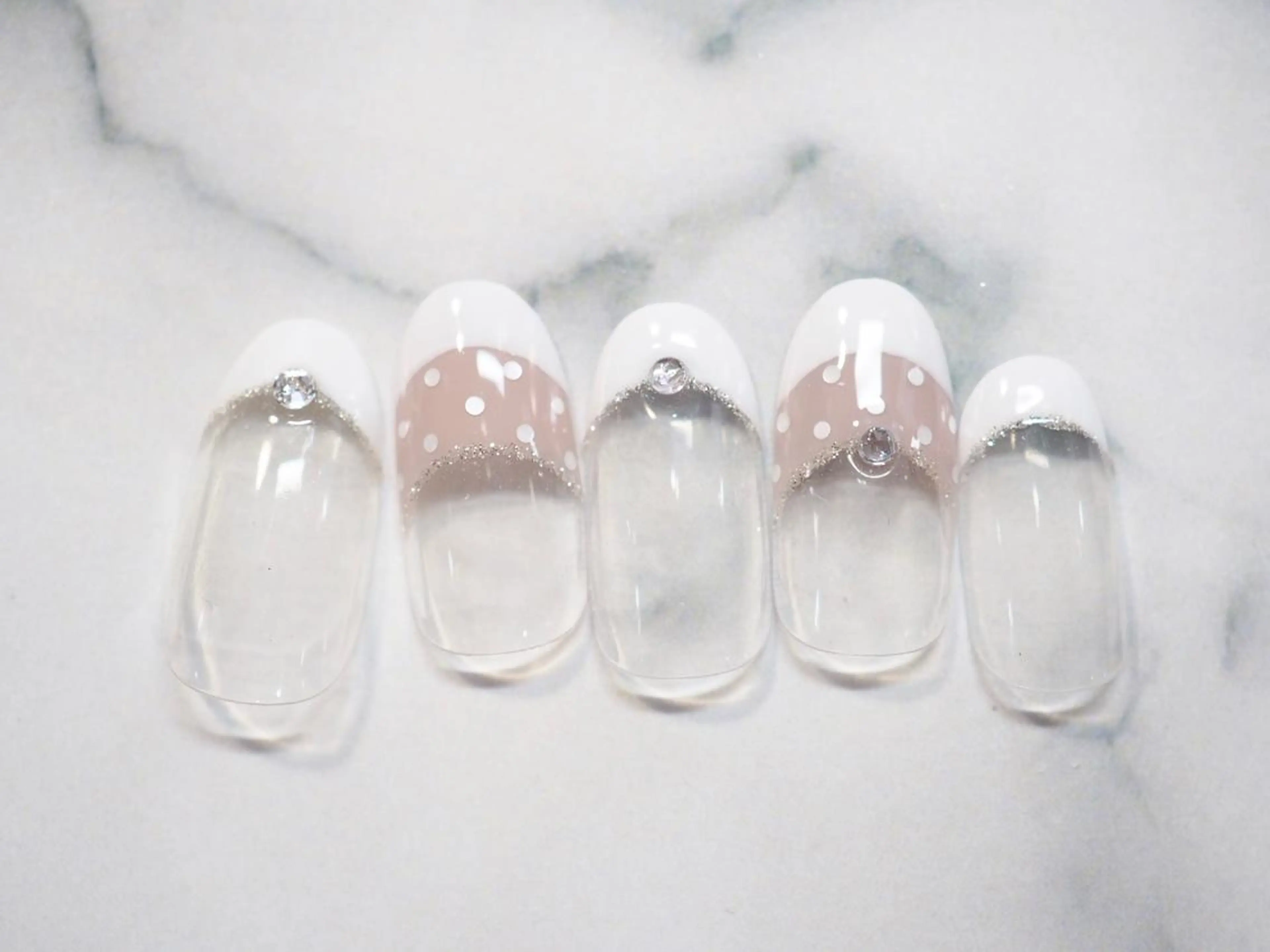 ネイル トップネイリスト Ribbon立川店のネイルデザイン