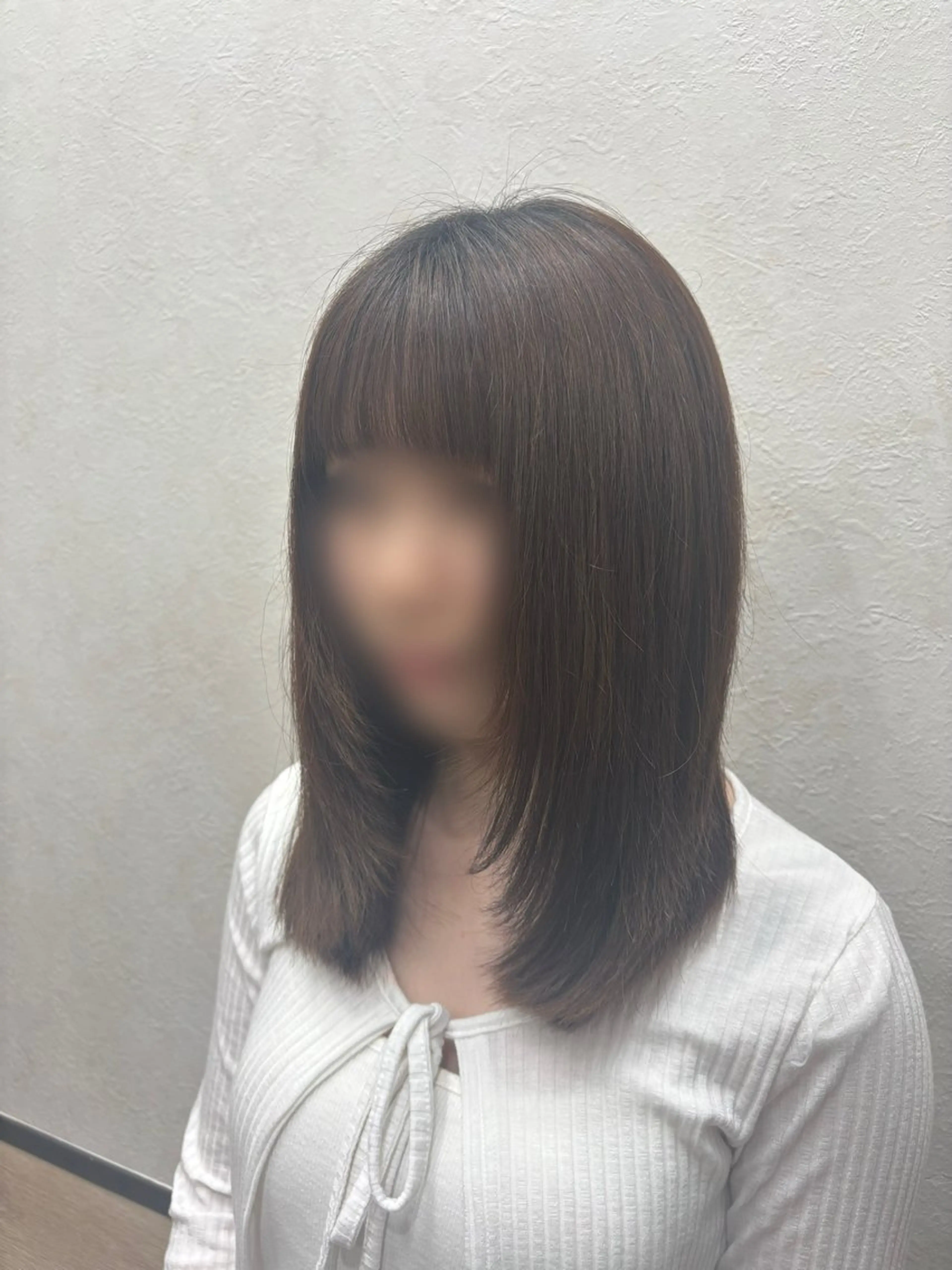 ミディアム レイヤーカット 山本 あゆみのエステ・リラクイメージ