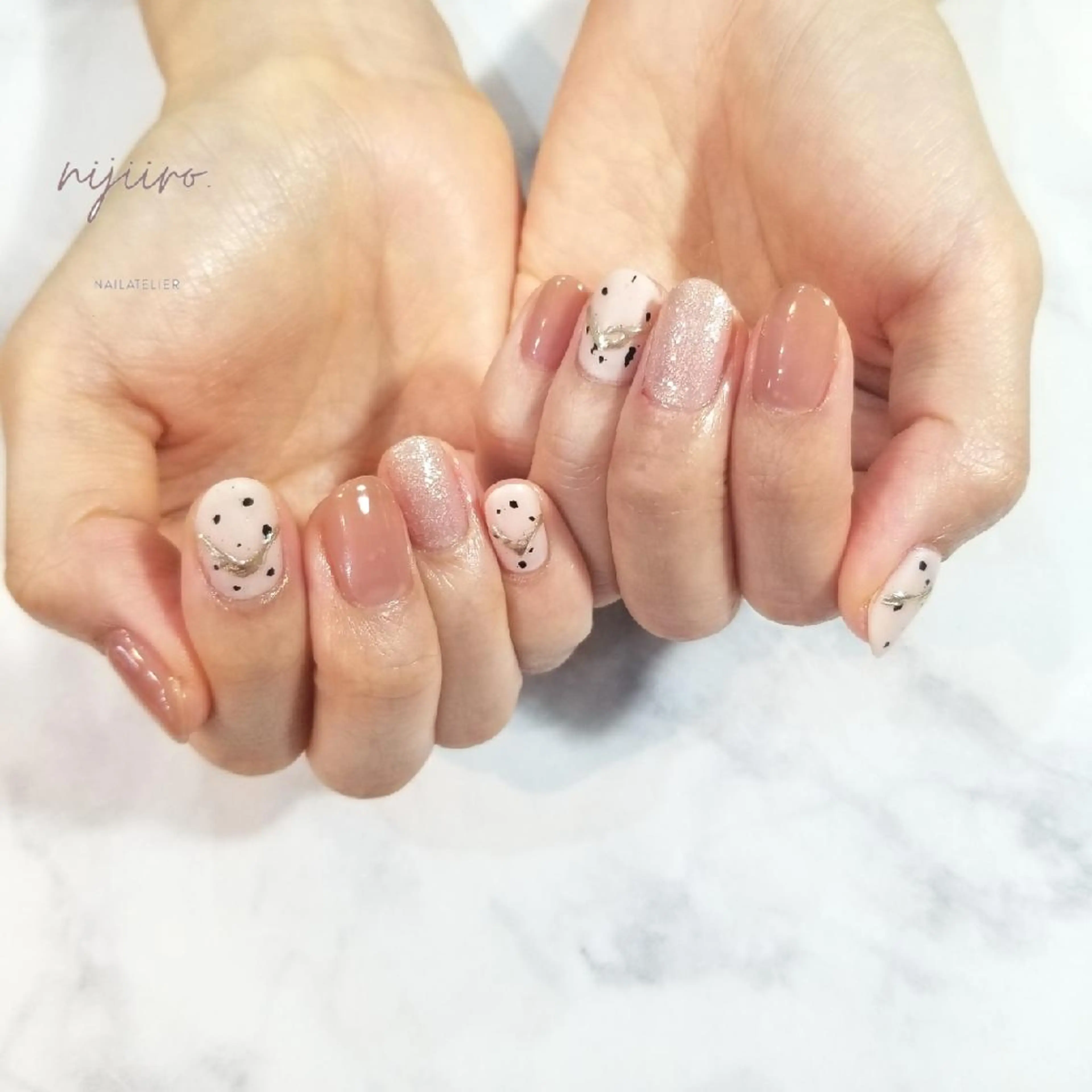 ネイル ハンドネイル nijiiro🌈 サトウのネイルデザイン