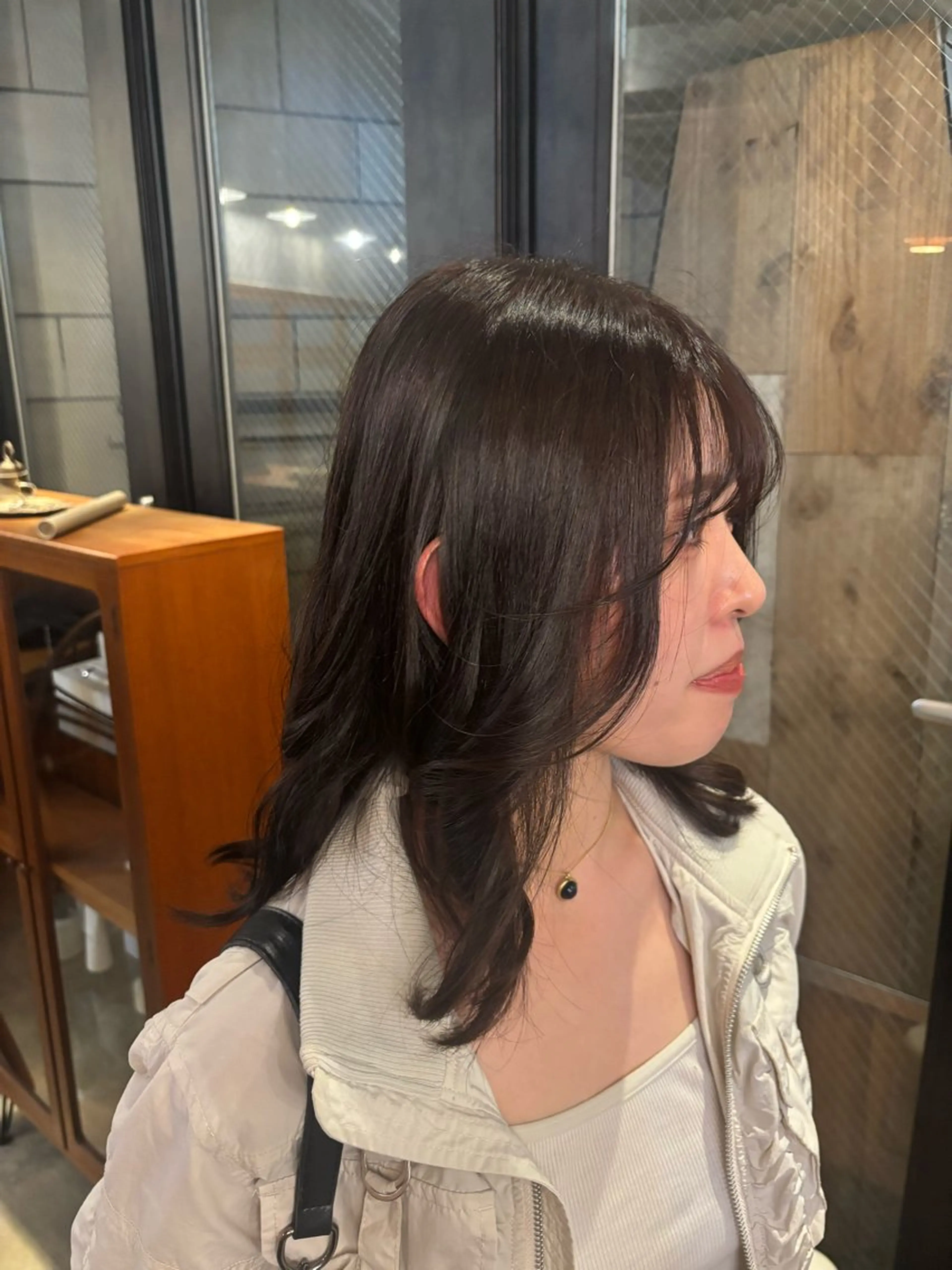 ミディアム カラー 透明感/暖色カラー ミウのヘアスタイル