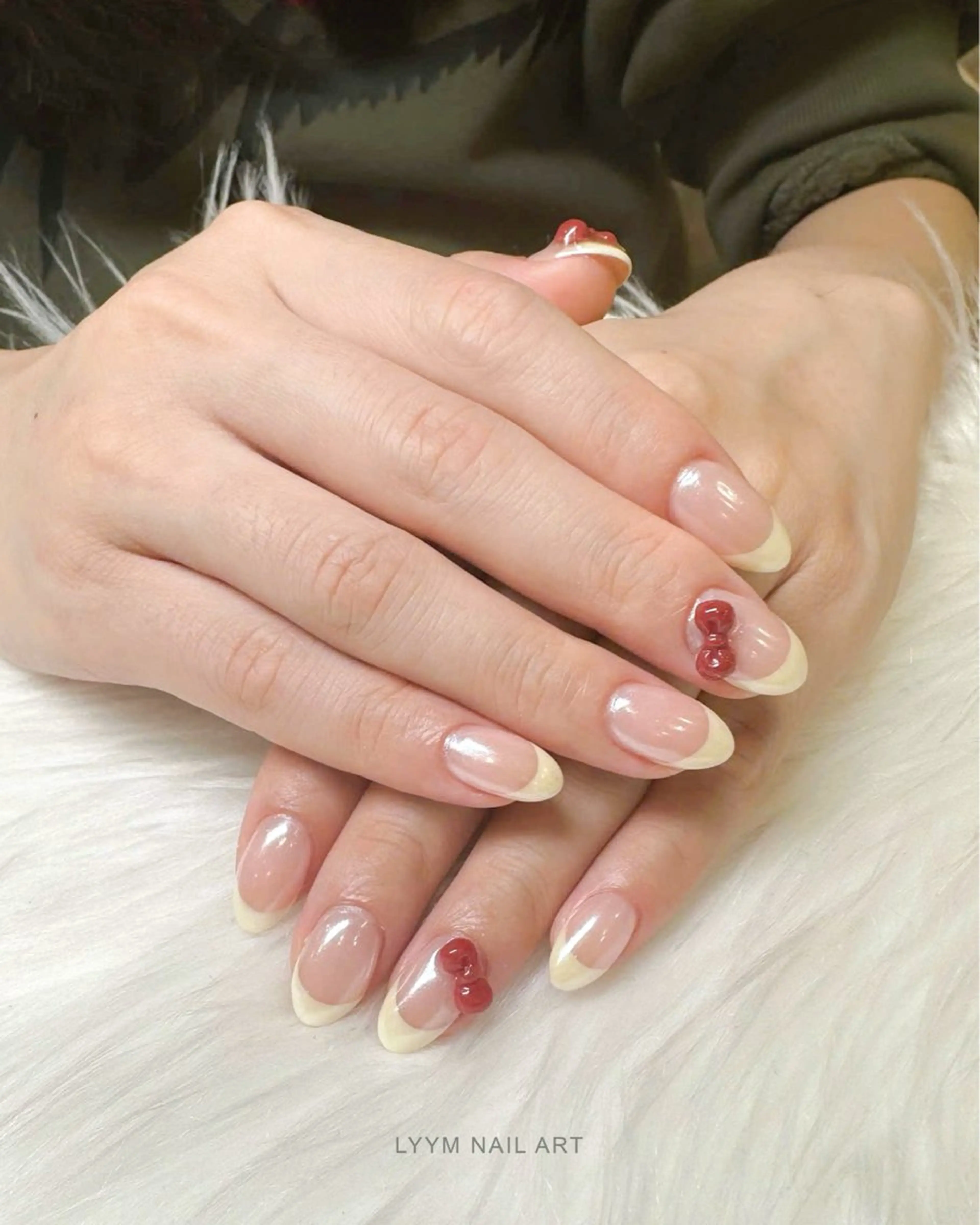 ネイル フレンチネイル 韓国ネイル シンプルネイル 春ネイル LYYM Salonのネイルデザイン