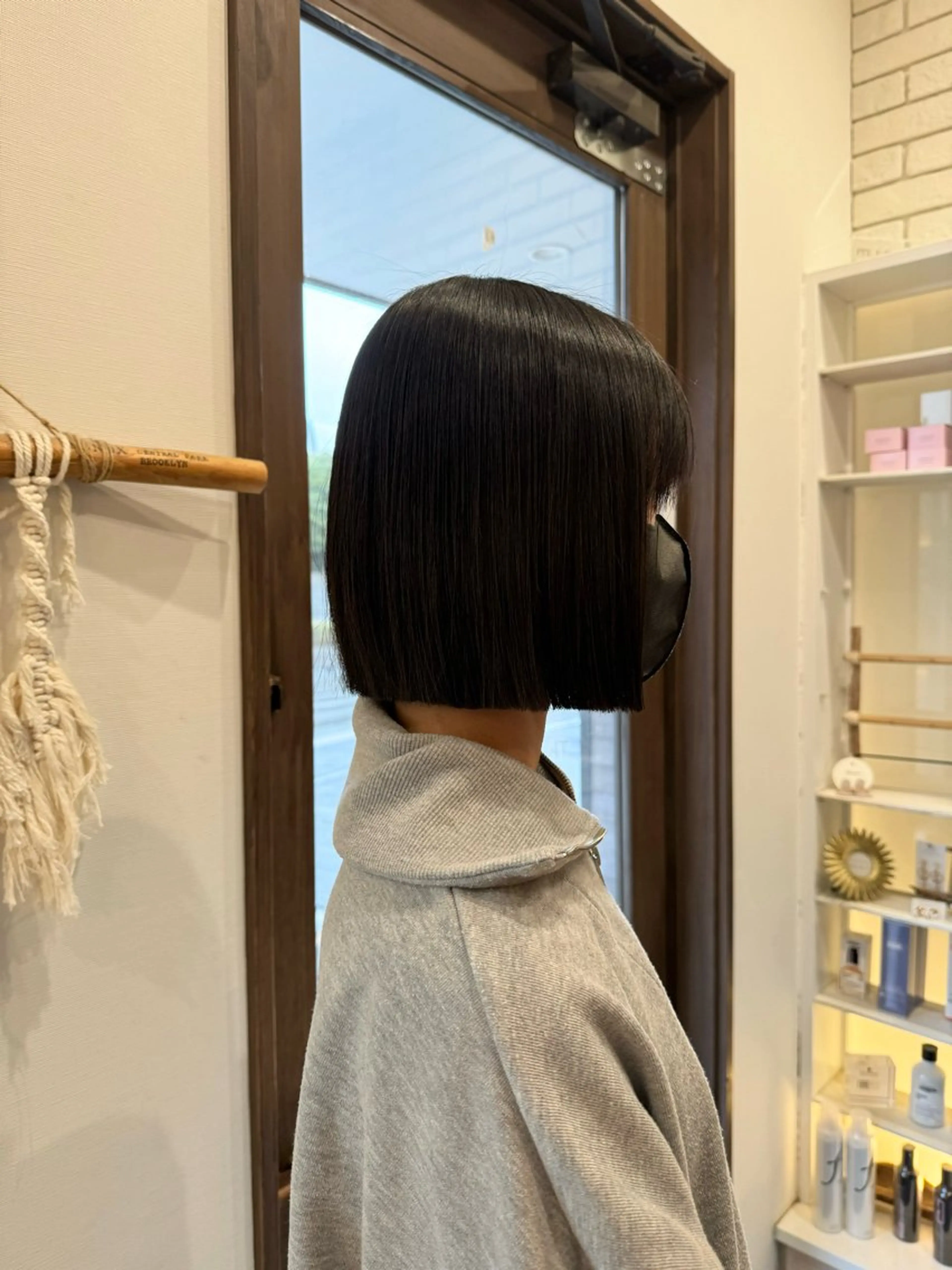 ショート ボブ カット 鈴木 妃帆未のヘアスタイル