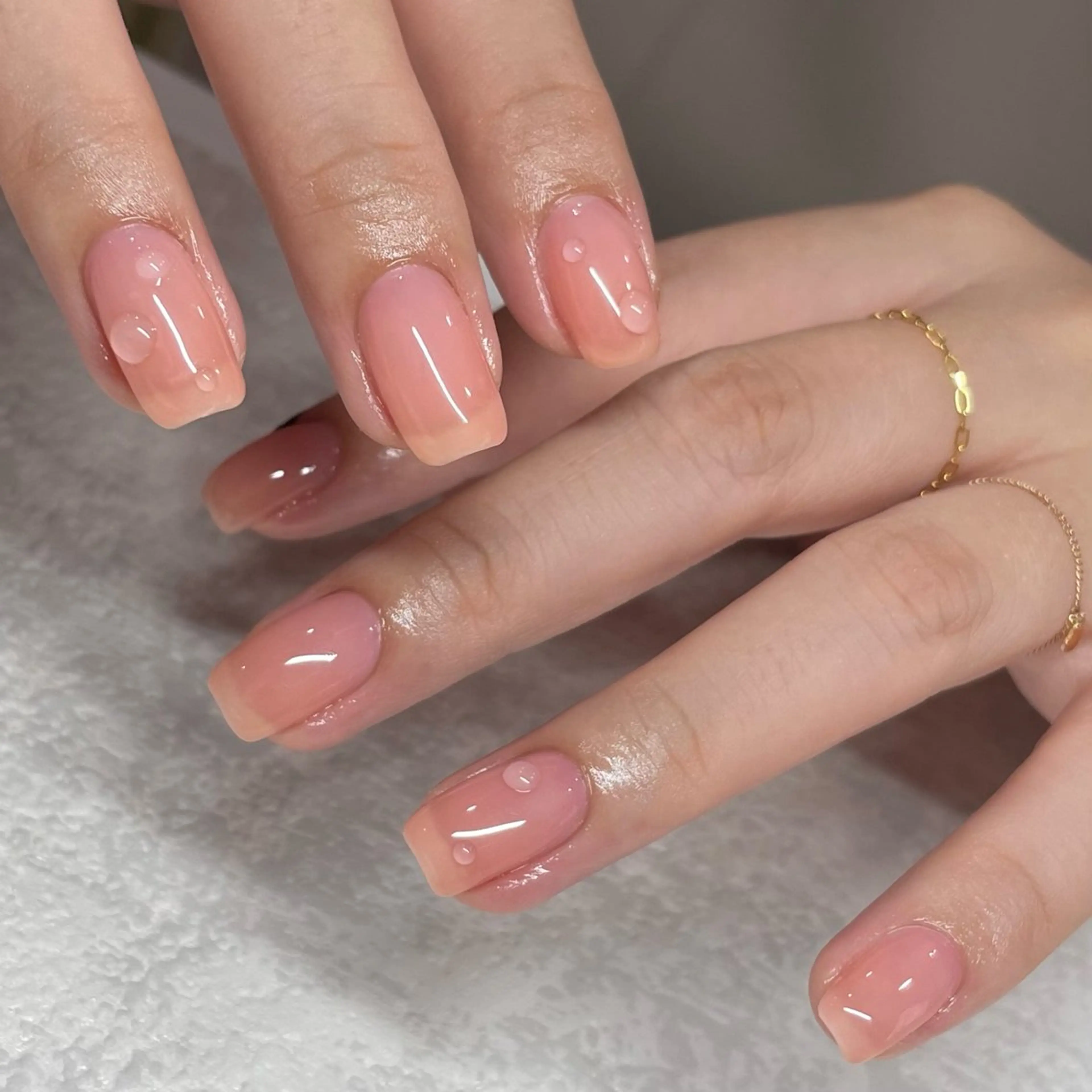 ネイル パラジェルサロン 大人女性が通うサロンのネイルデザイン