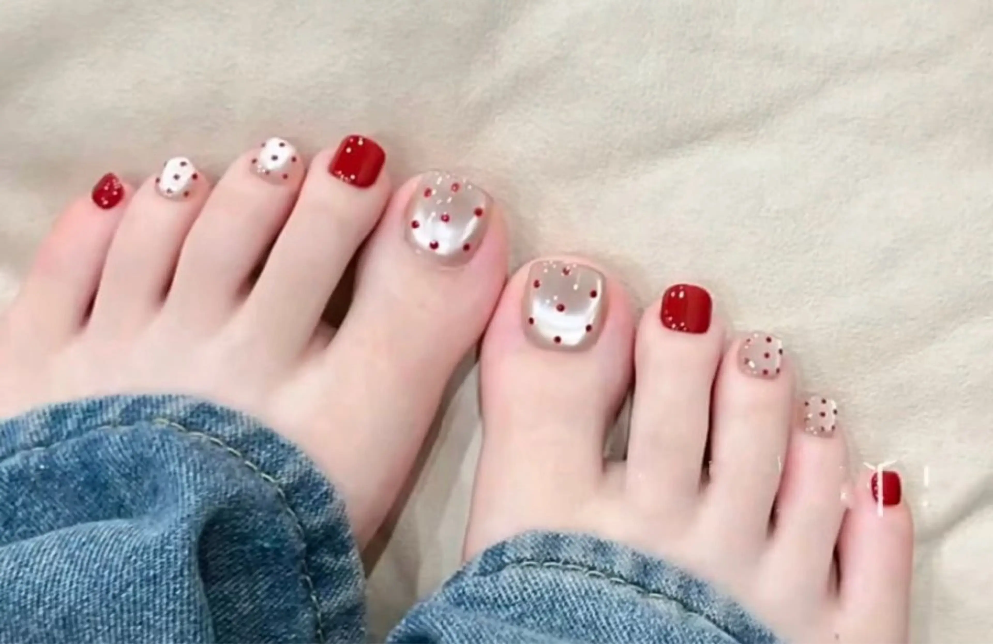 ネイル フットネイル queen nailのネイルデザイン