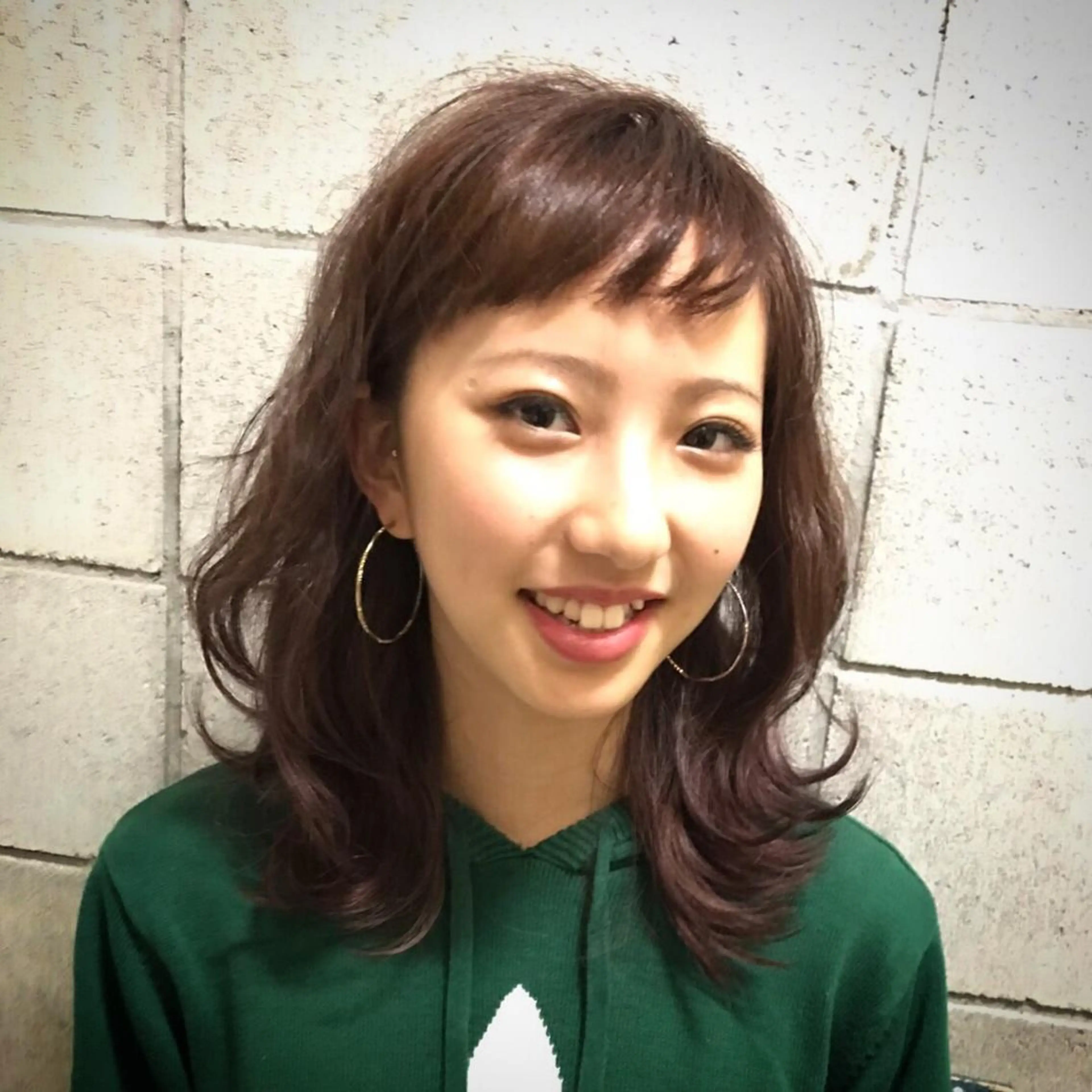 ミディアム アッシュ こう ちゃんのヘアスタイル