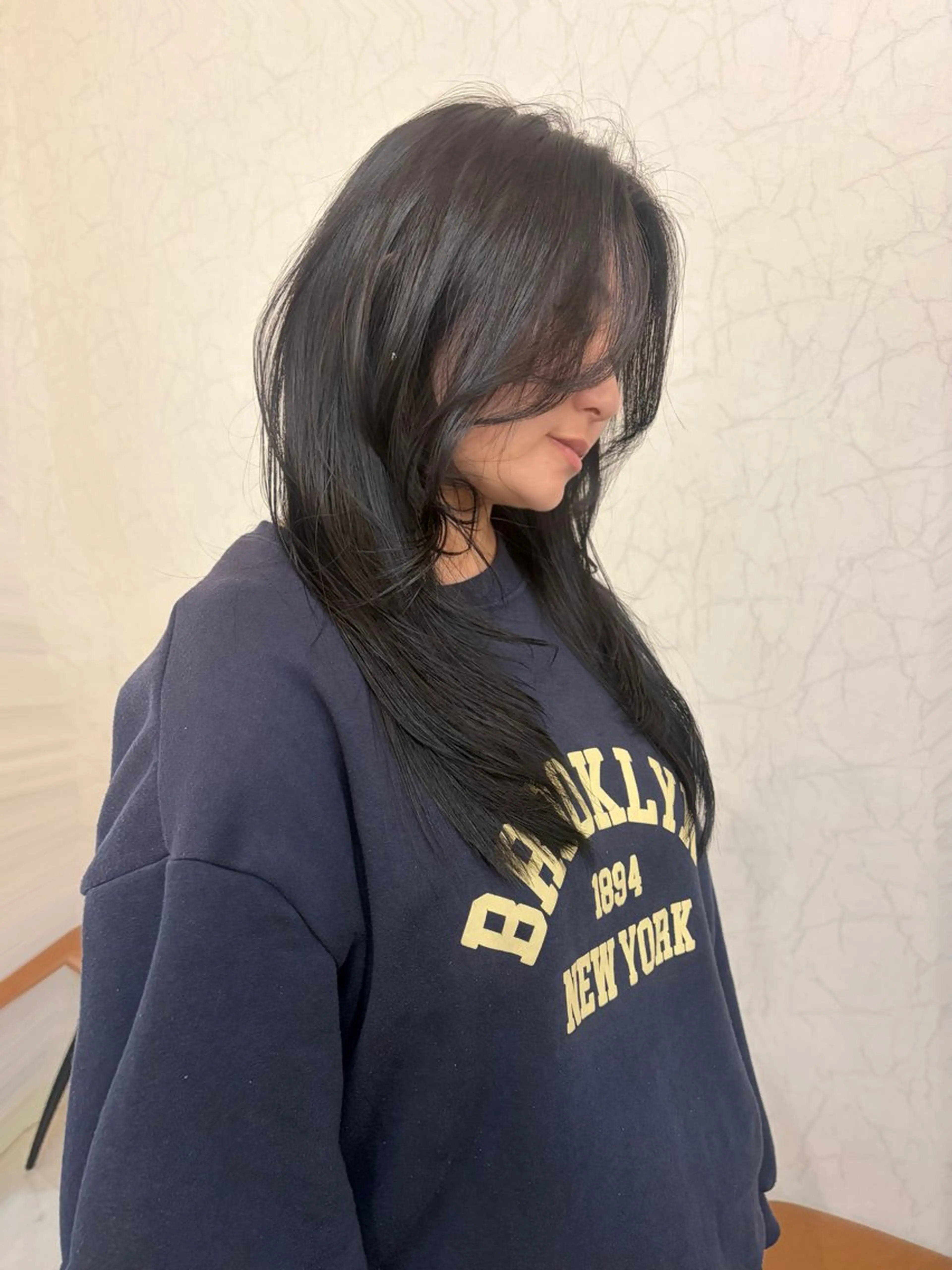セミロング カラー グレージュ レイヤーカット カット ヘアカラー トリートメント niko RINKAのヘアスタイル