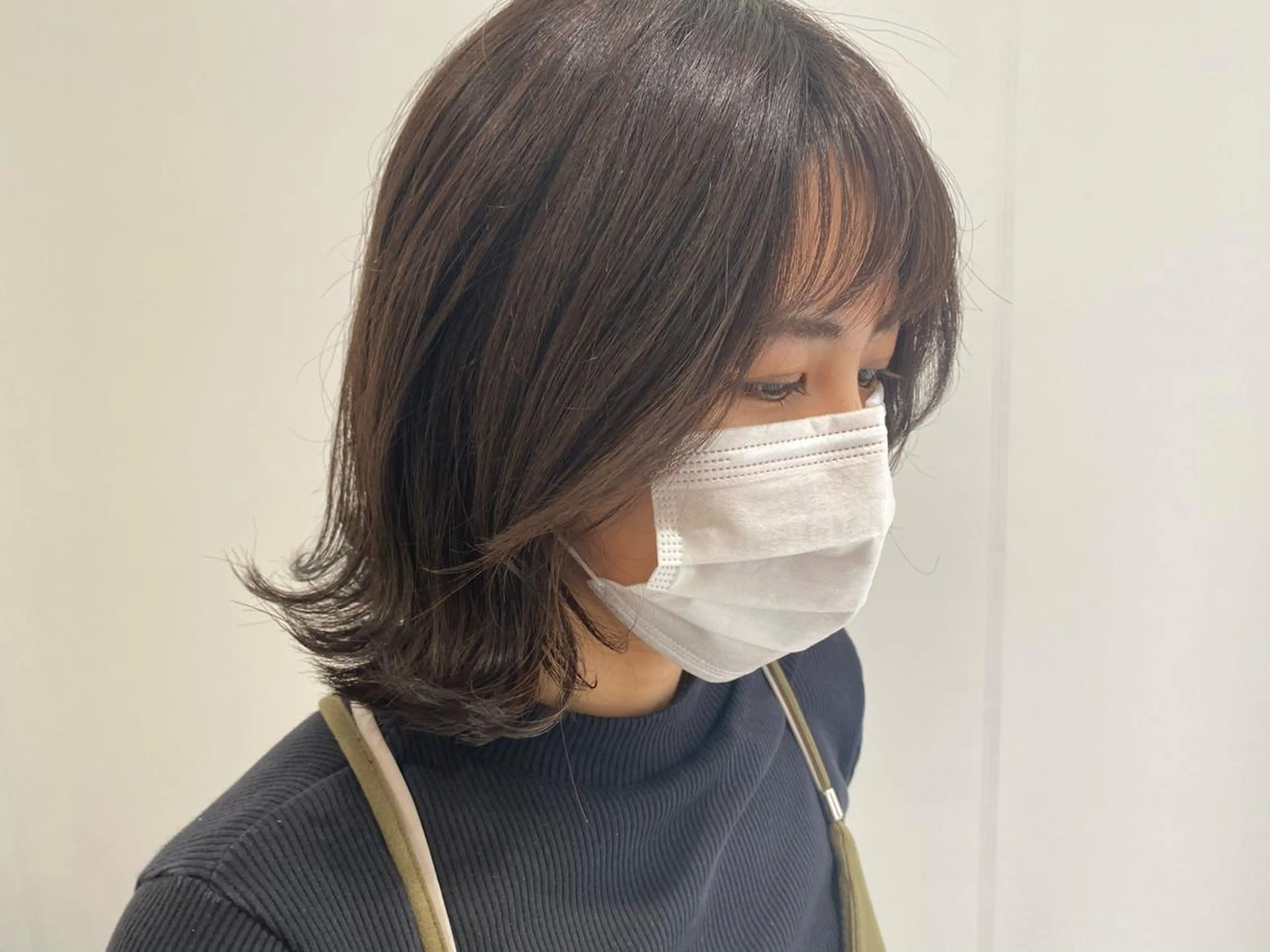 ミディアム 顔まわりレイヤー レイヤーカット トリートメント スパイキーショート パーマ　具志堅　太志のヘアスタイル