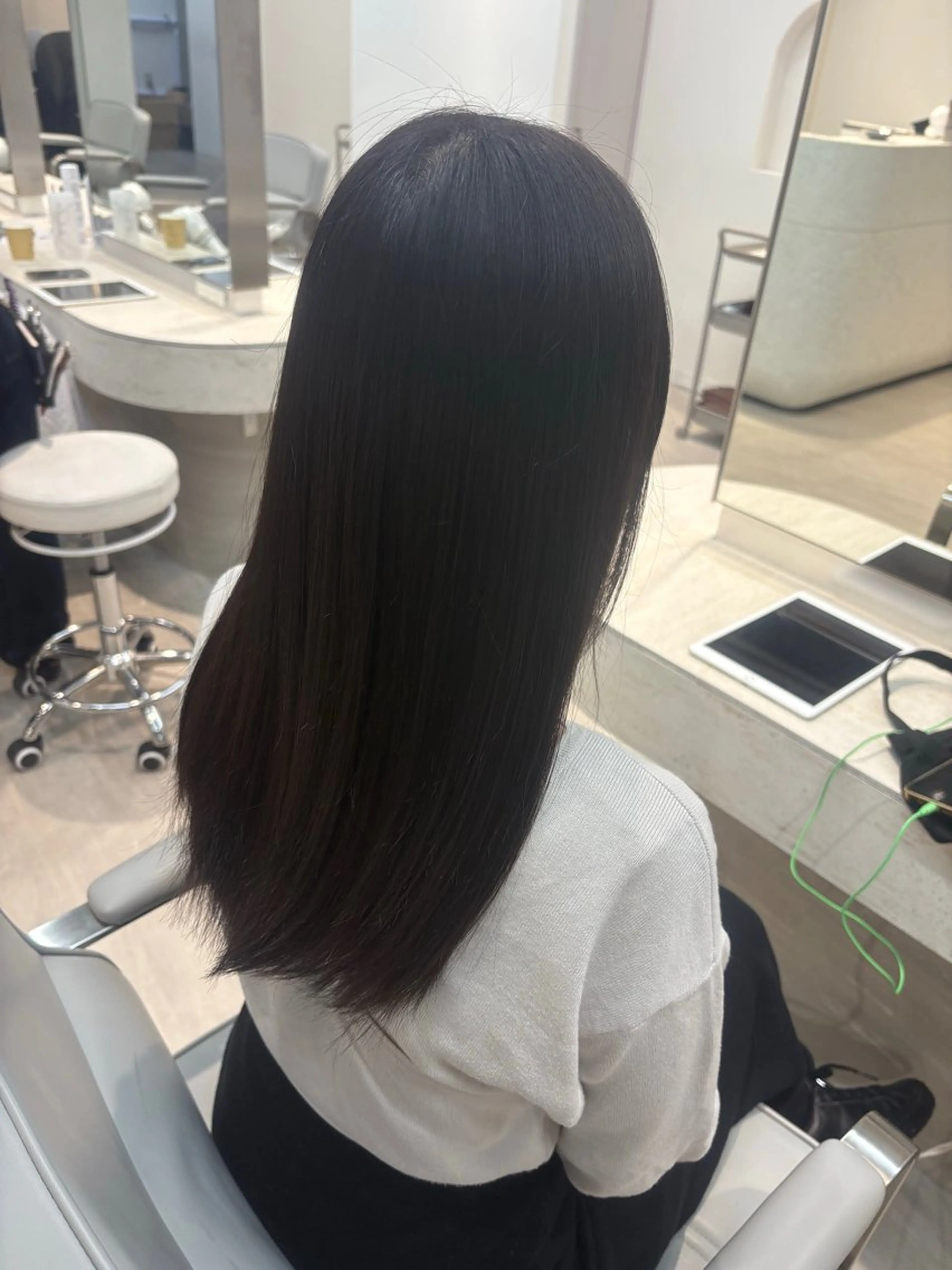 髪質改善トリートメント+コテ巻きorストレートスタイリング𓂃🫧‪の写真