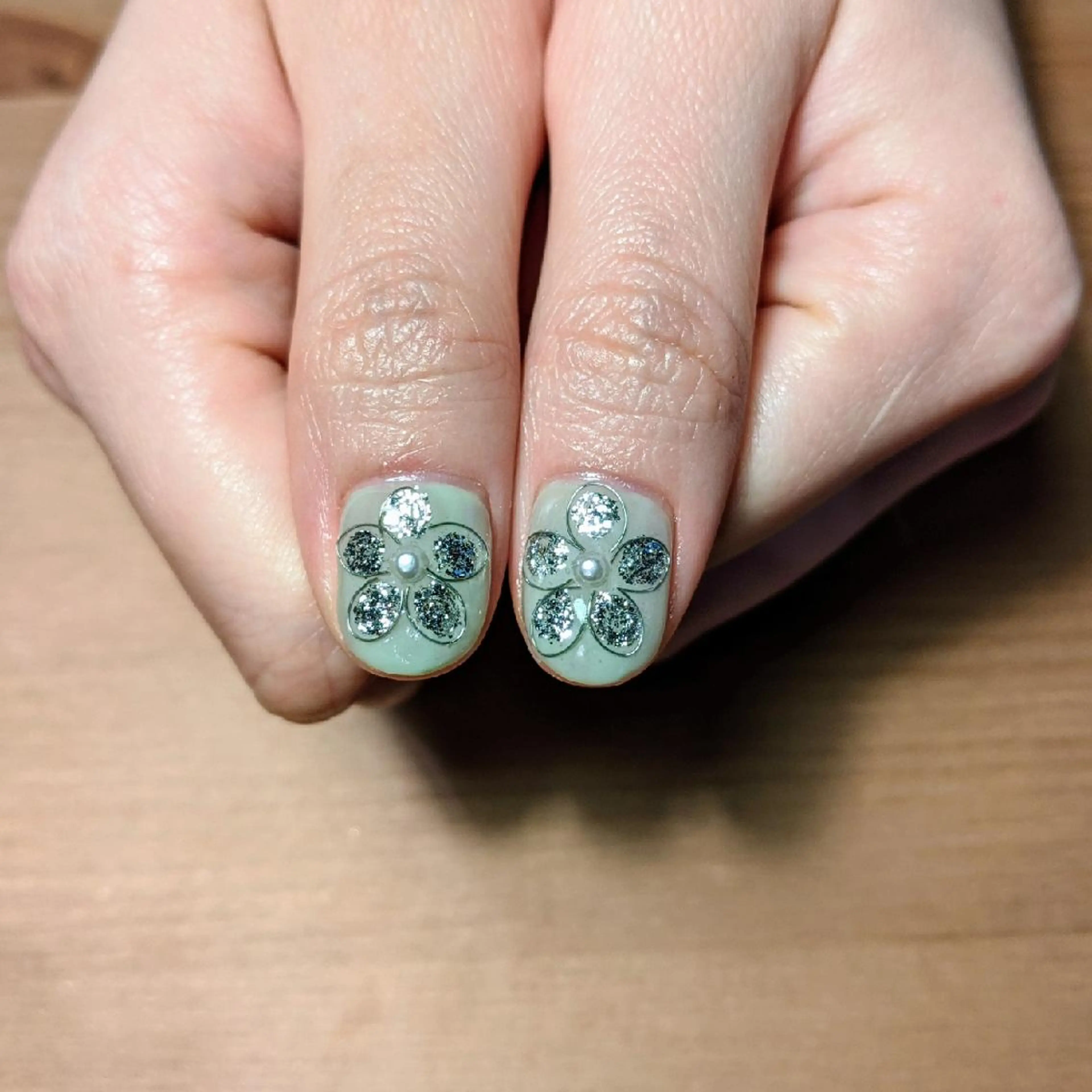 ネイル ｱｲﾗｯｼｭ ﾈｲﾙ ｻﾛﾝ つけるのマツエク・マツパデザイン