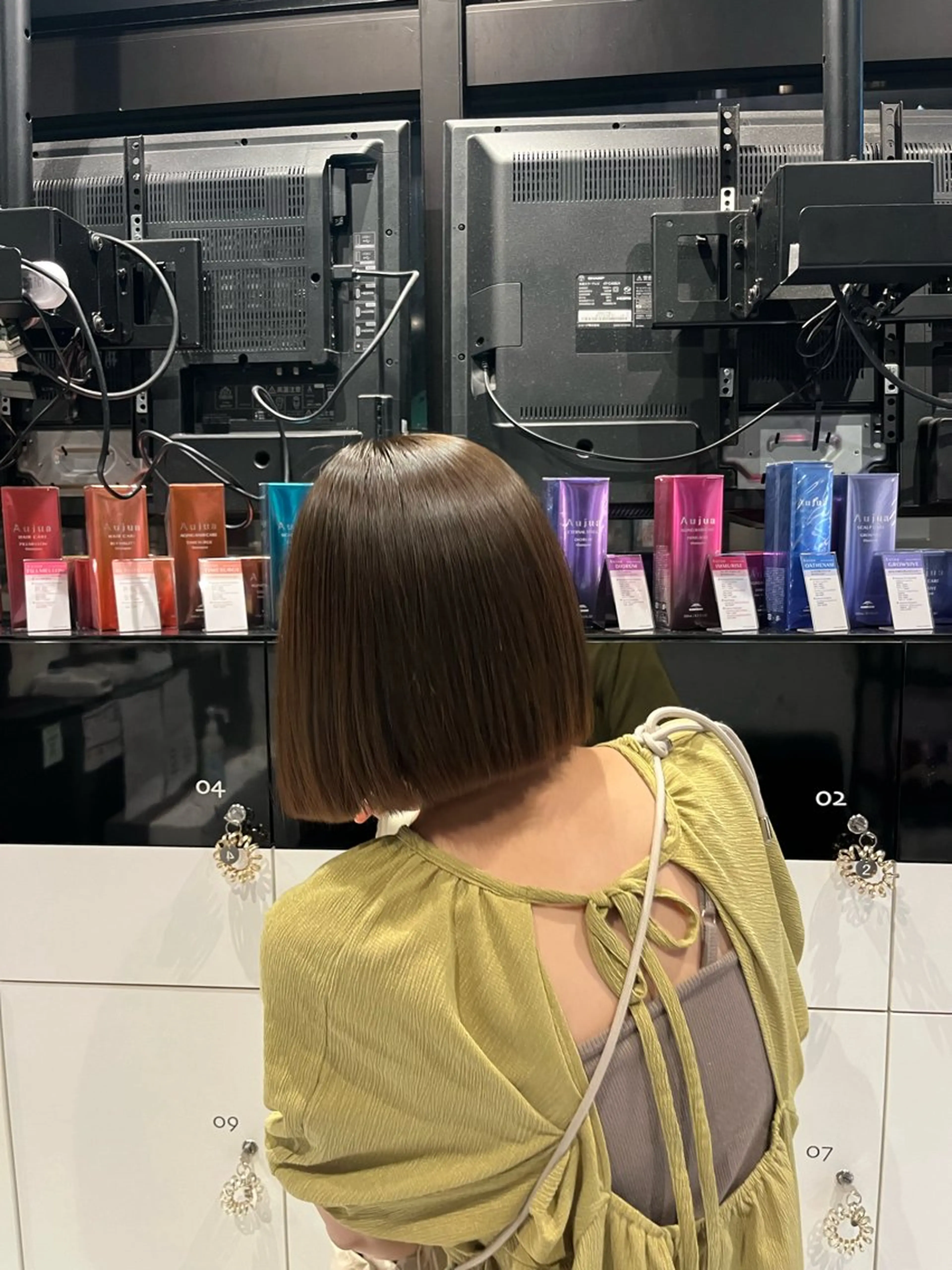 ショート カラー ボブパーマ/レイヤー カット/KINAMIのヘアスタイル