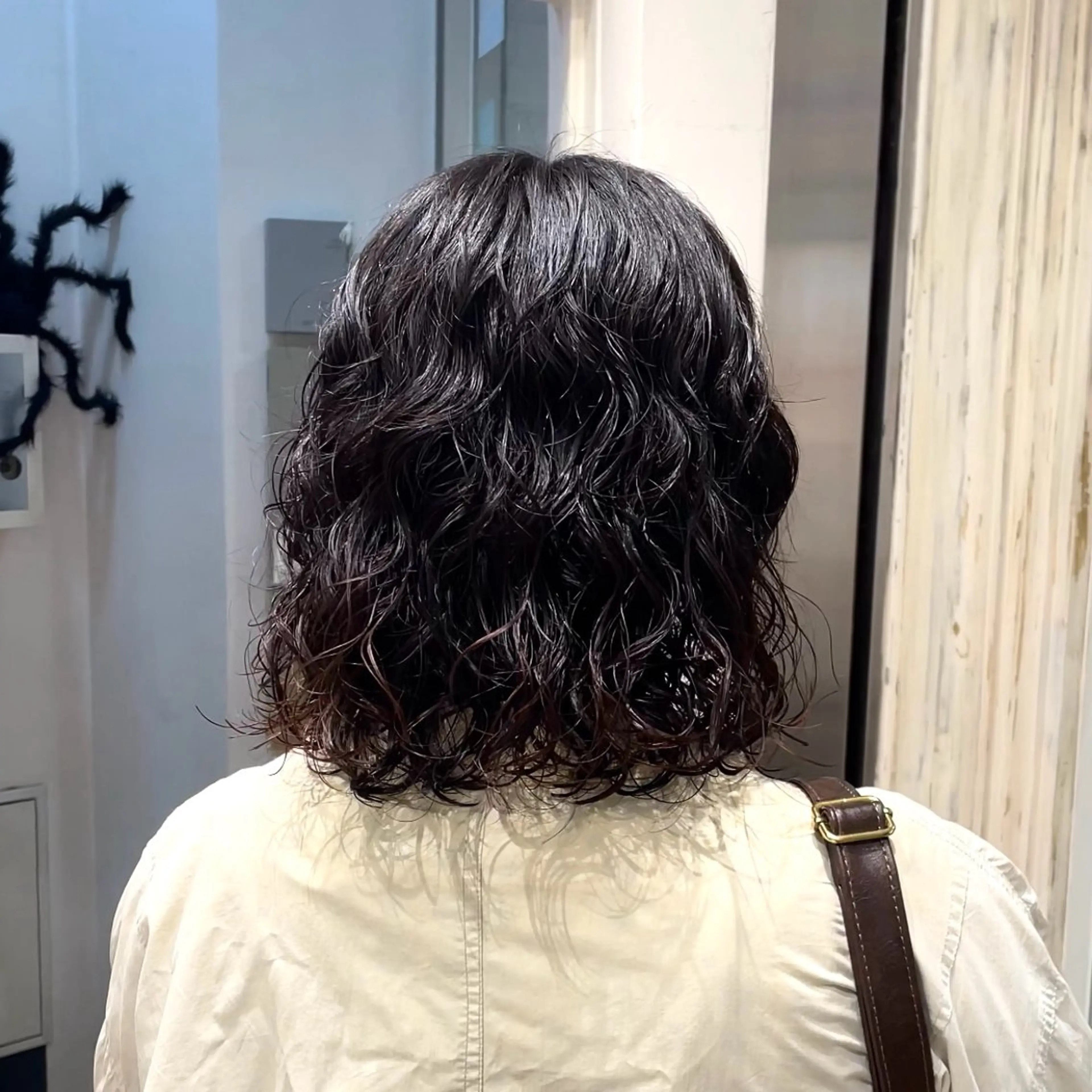 ミディアム パーマ ミディアムパーマ カット パーマ 横浜パーマ🌐ボブ✨ 暖色カラーもえかのヘアスタイル