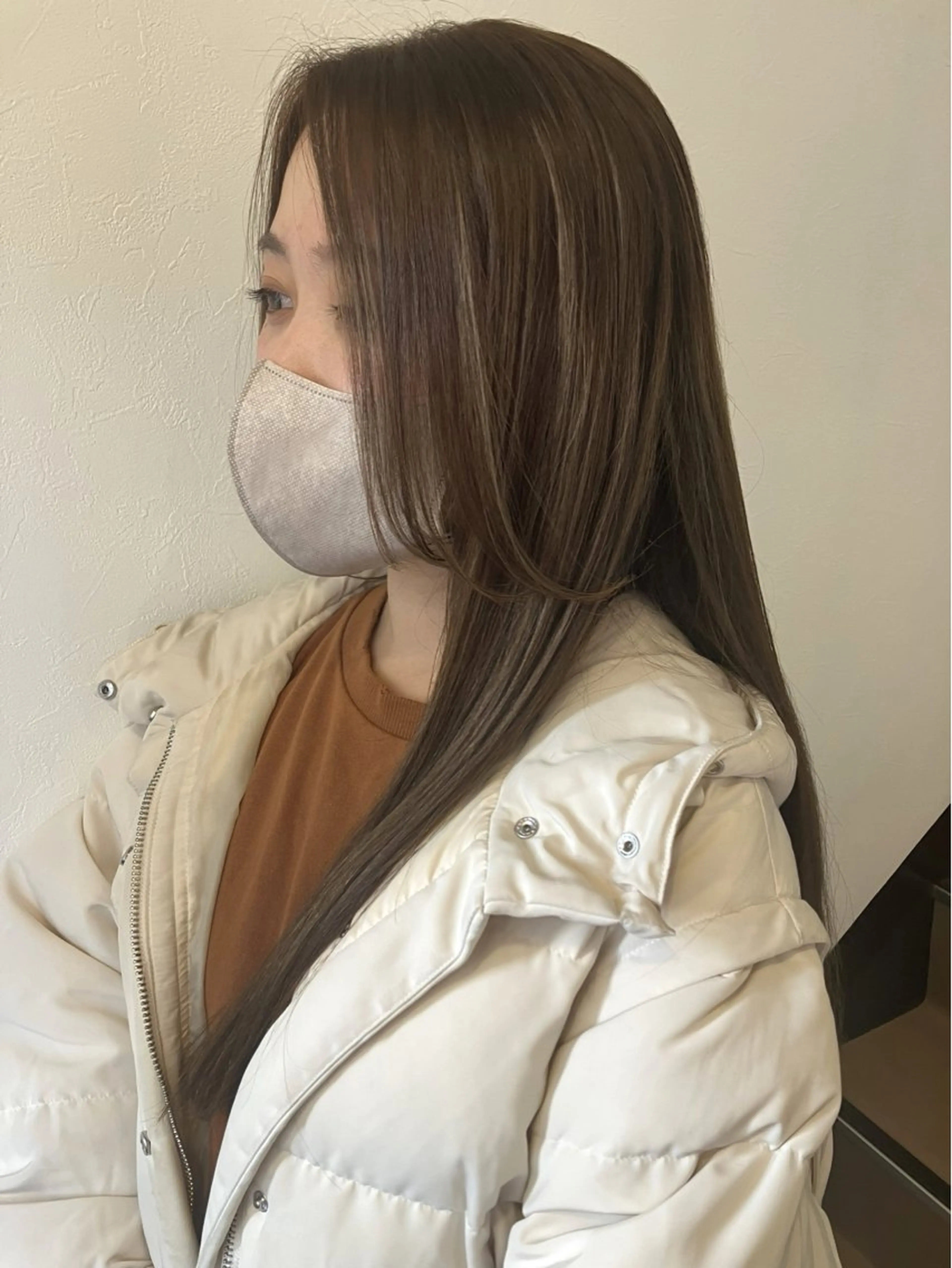 カラー ベージュカラー 透明感カラー ハイライトカラー 阿部 雲母のヘアスタイル