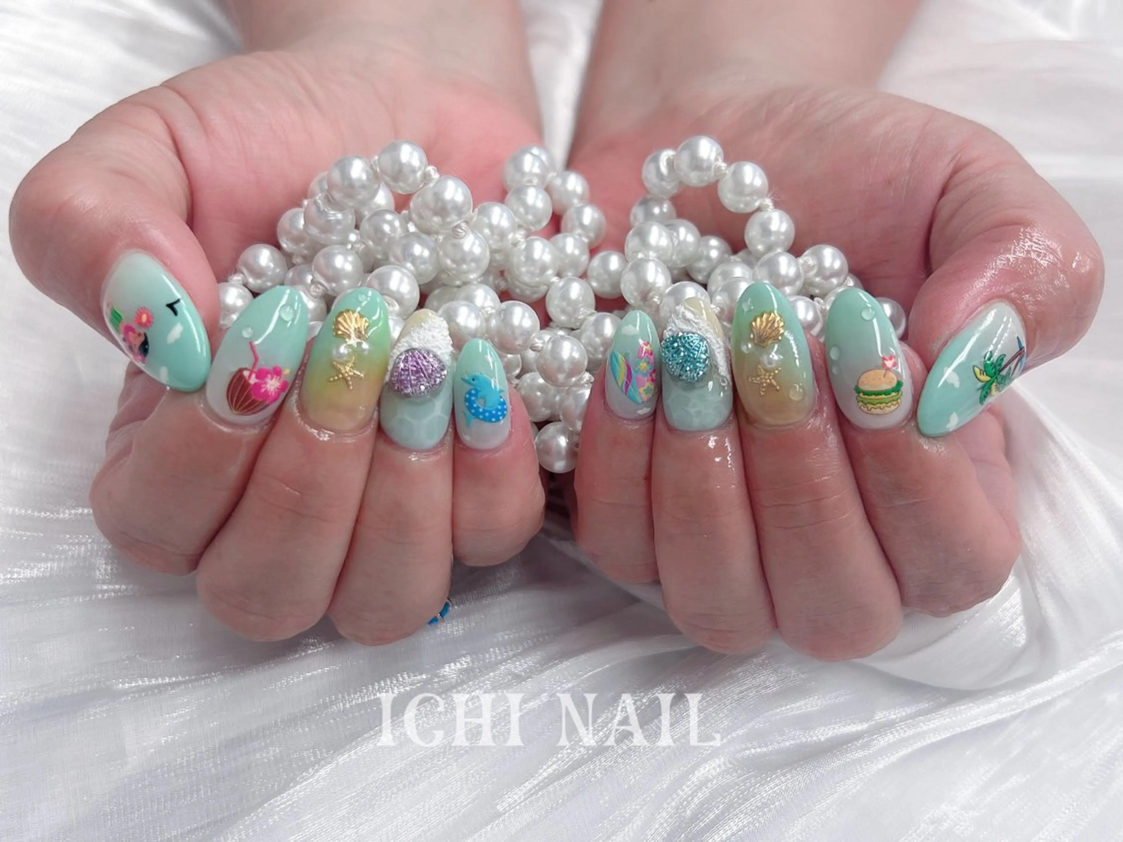 ネイル ハンドネイル 🧚🏻‍♀️ NOHA🎀のネイルデザイン