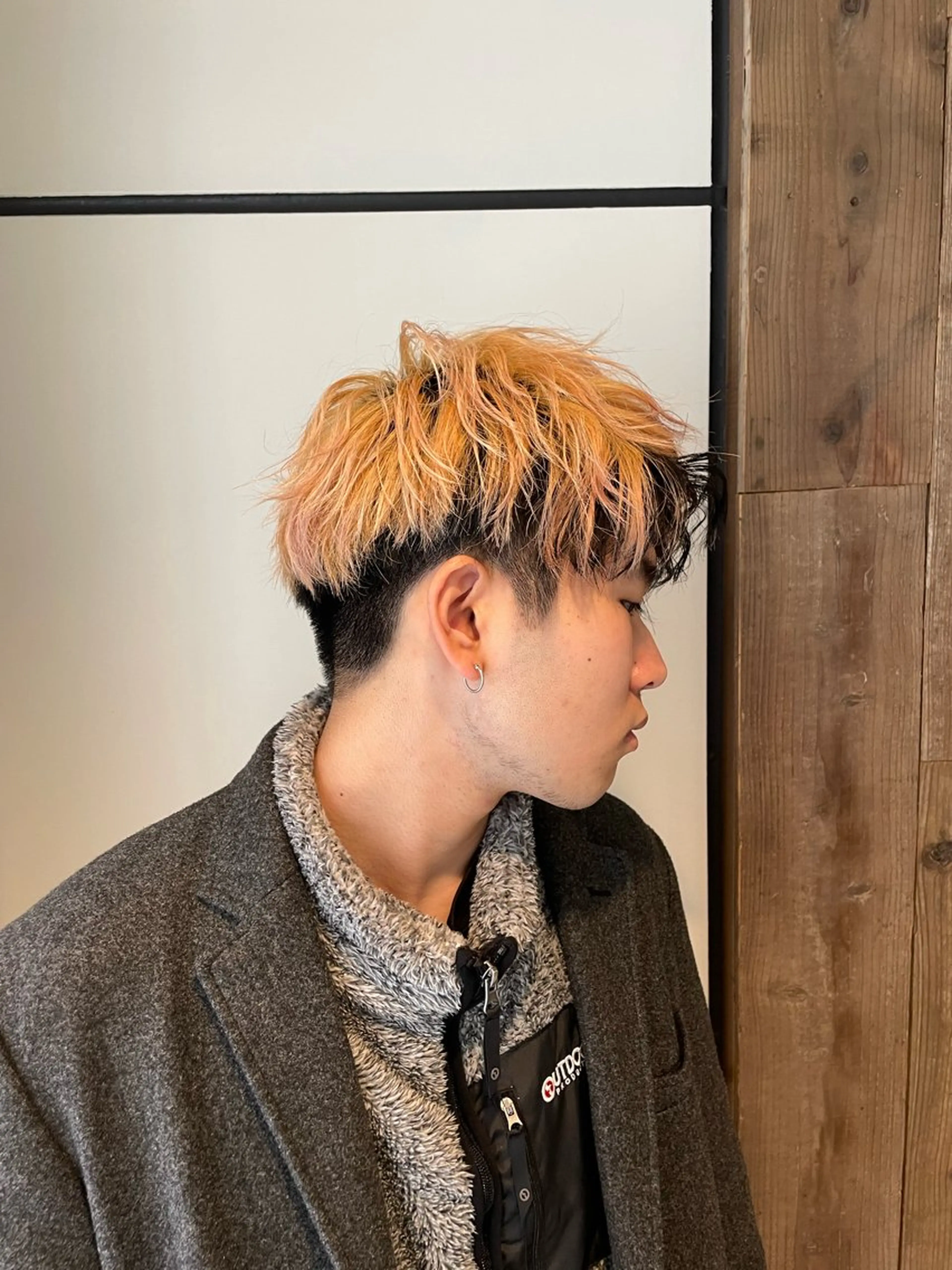 ショート カラー メンズ メンズブリーチ 黒髪 ブリーチ ニュアンスカラー🫧 加納のヘアスタイル