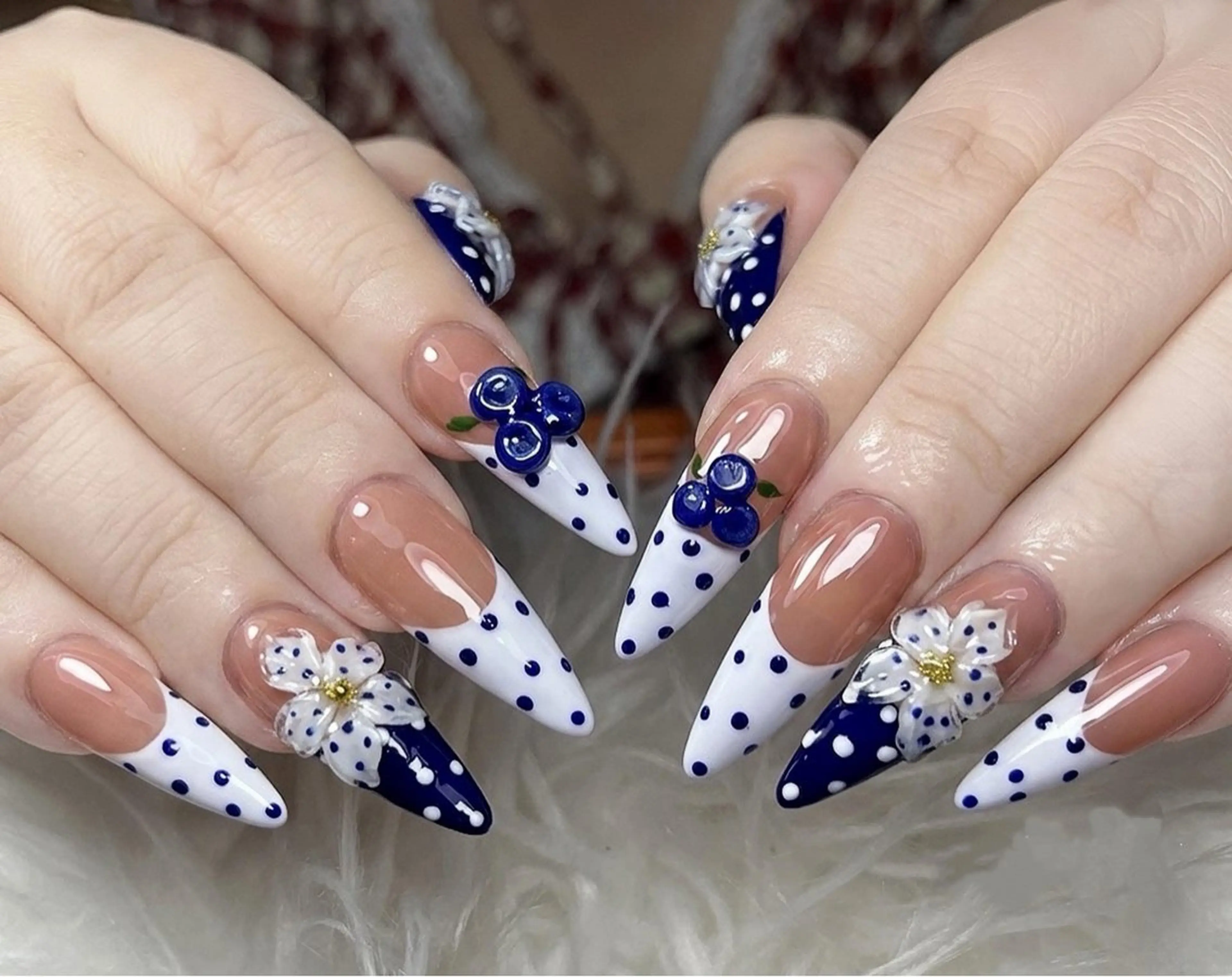 ネイル Emi Nailのネイルデザイン