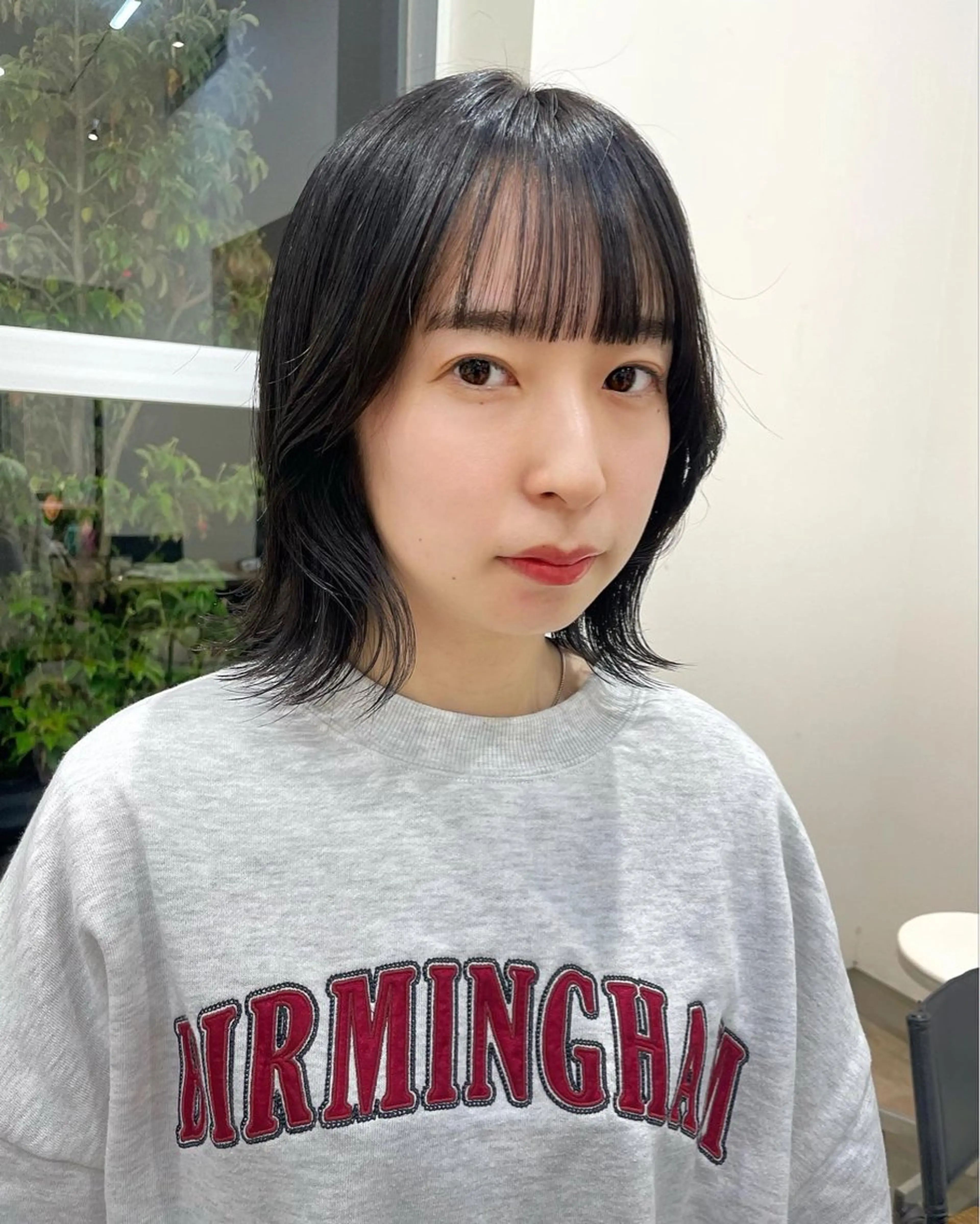 ミディアム カラー mir MIYUのヘアスタイル