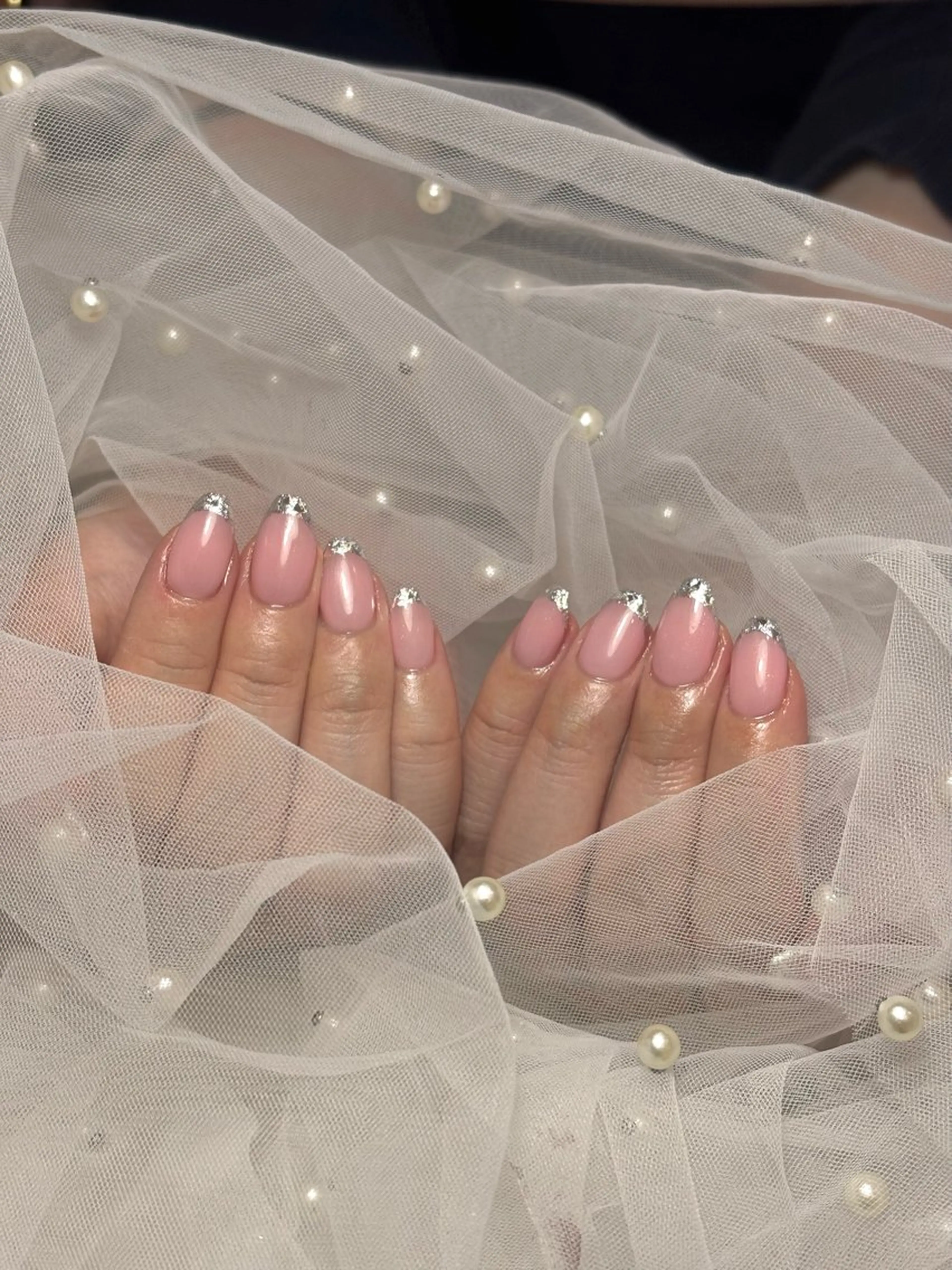 ネイル フレンチネイル ガラスフレンチ オフィスネイル ハンドネイル kokomi 🧸のネイルデザイン