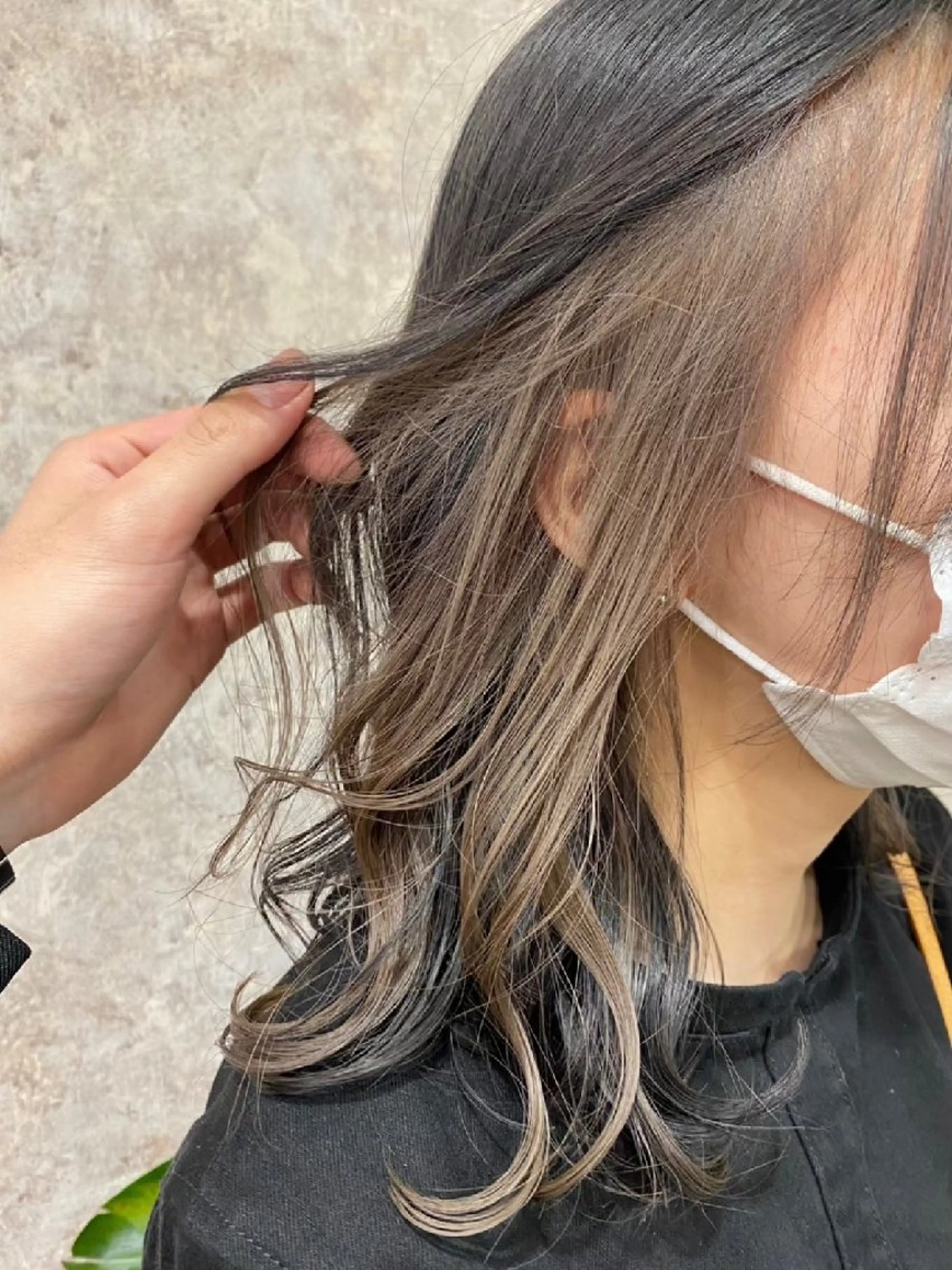 ミディアム ハイライト 髪質改善 韓国風ヘア レイヤーカット piLLon 心斎橋のヘアスタイル