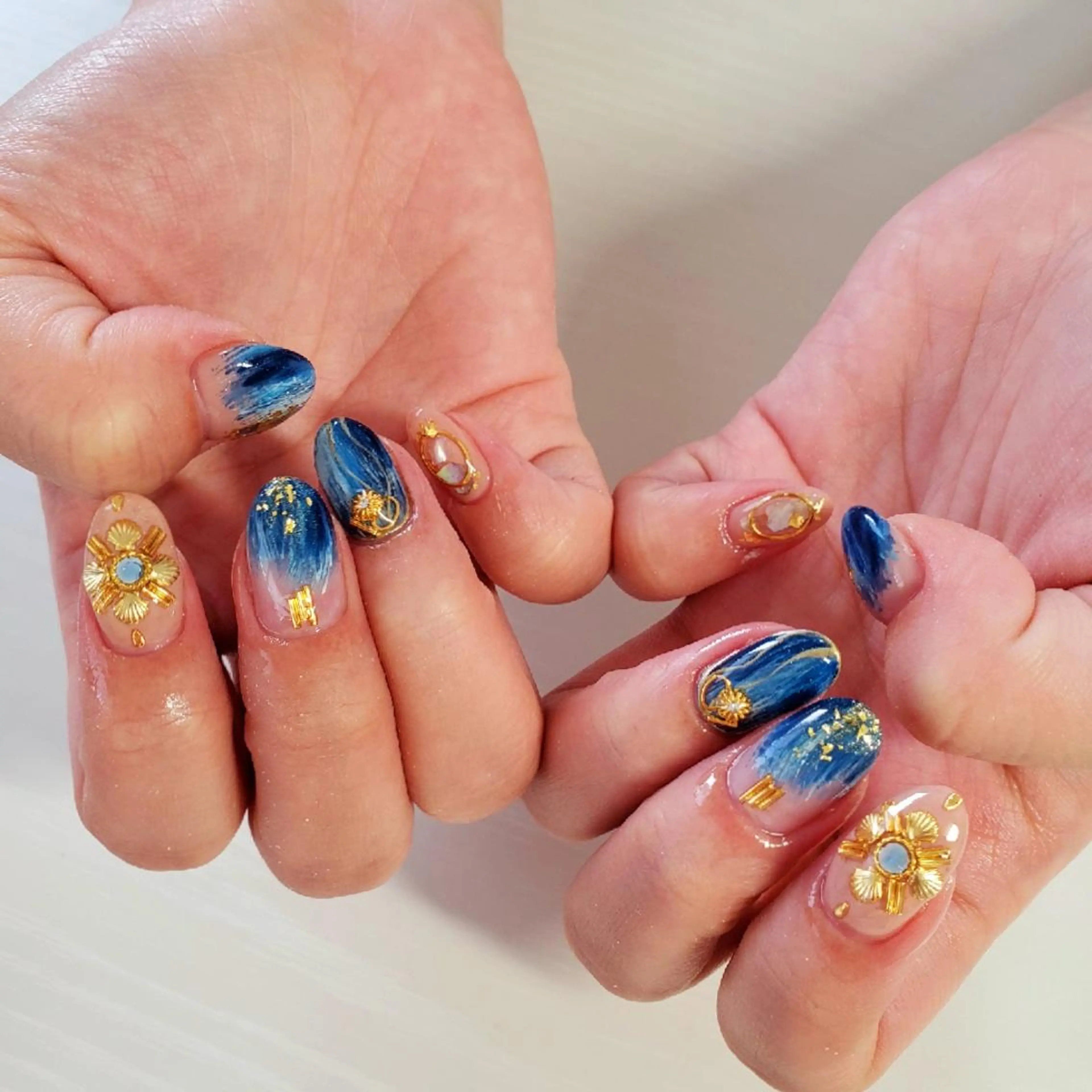 ネイル ニュアンスネイル   MAKI NAILのネイルデザイン