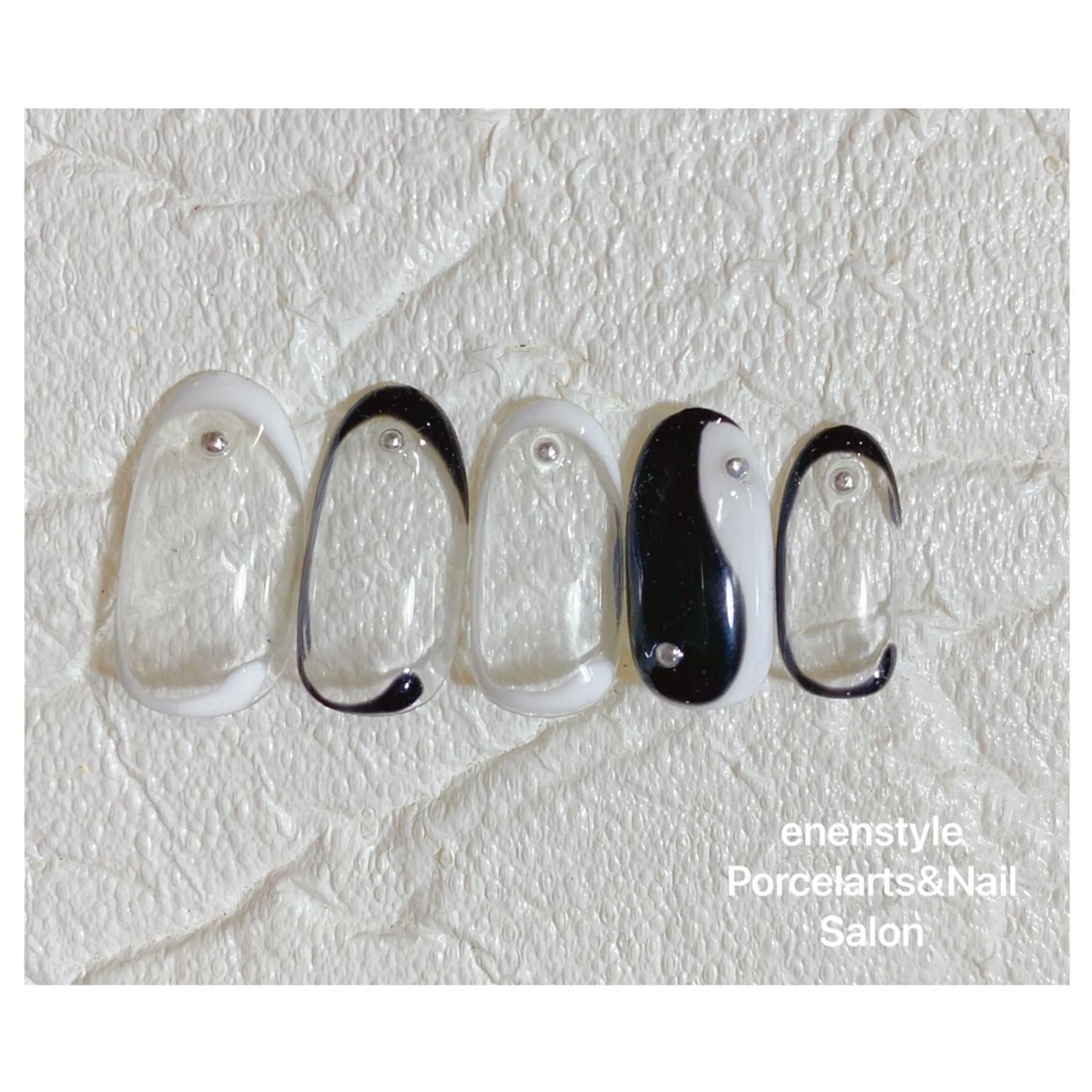 ミディアム ネイル ハンドネイル 👑enen style👑のネイルデザイン