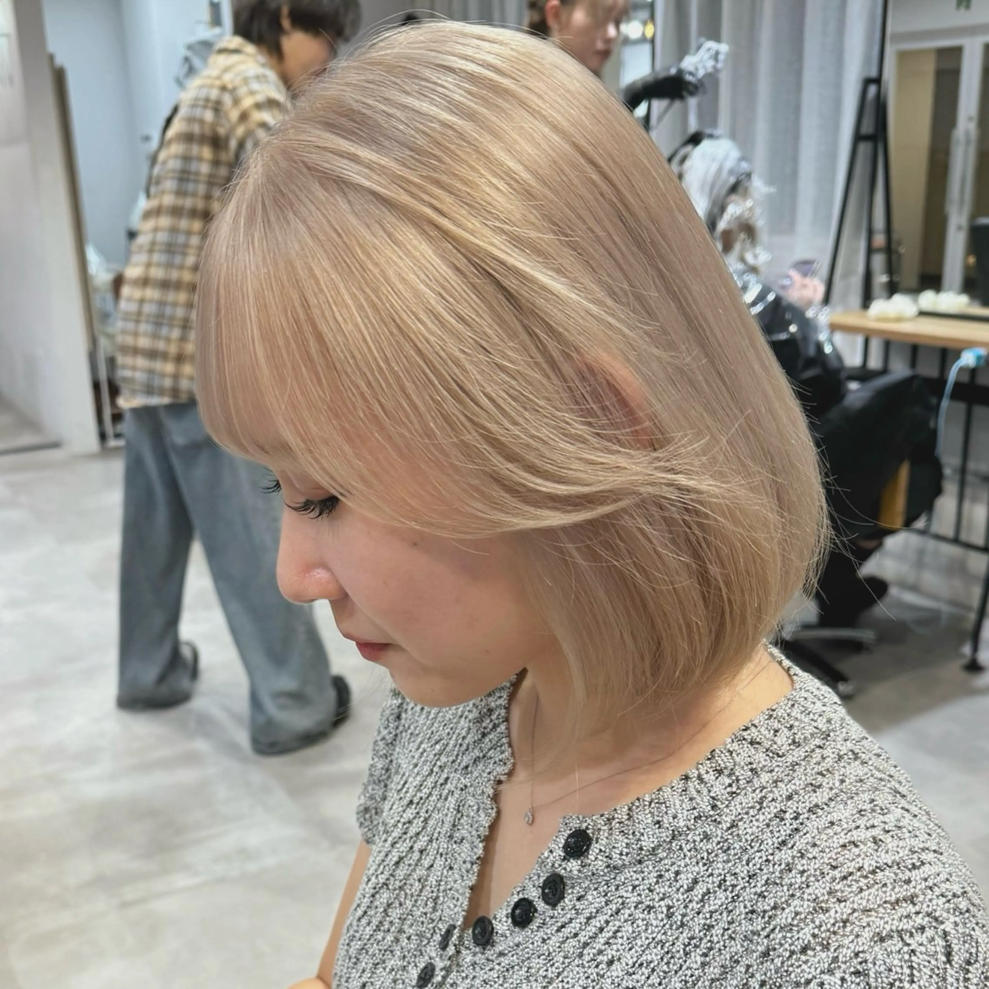 ミディアム ハイトーンイヤ リングカラー清水隆央のヘアスタイル