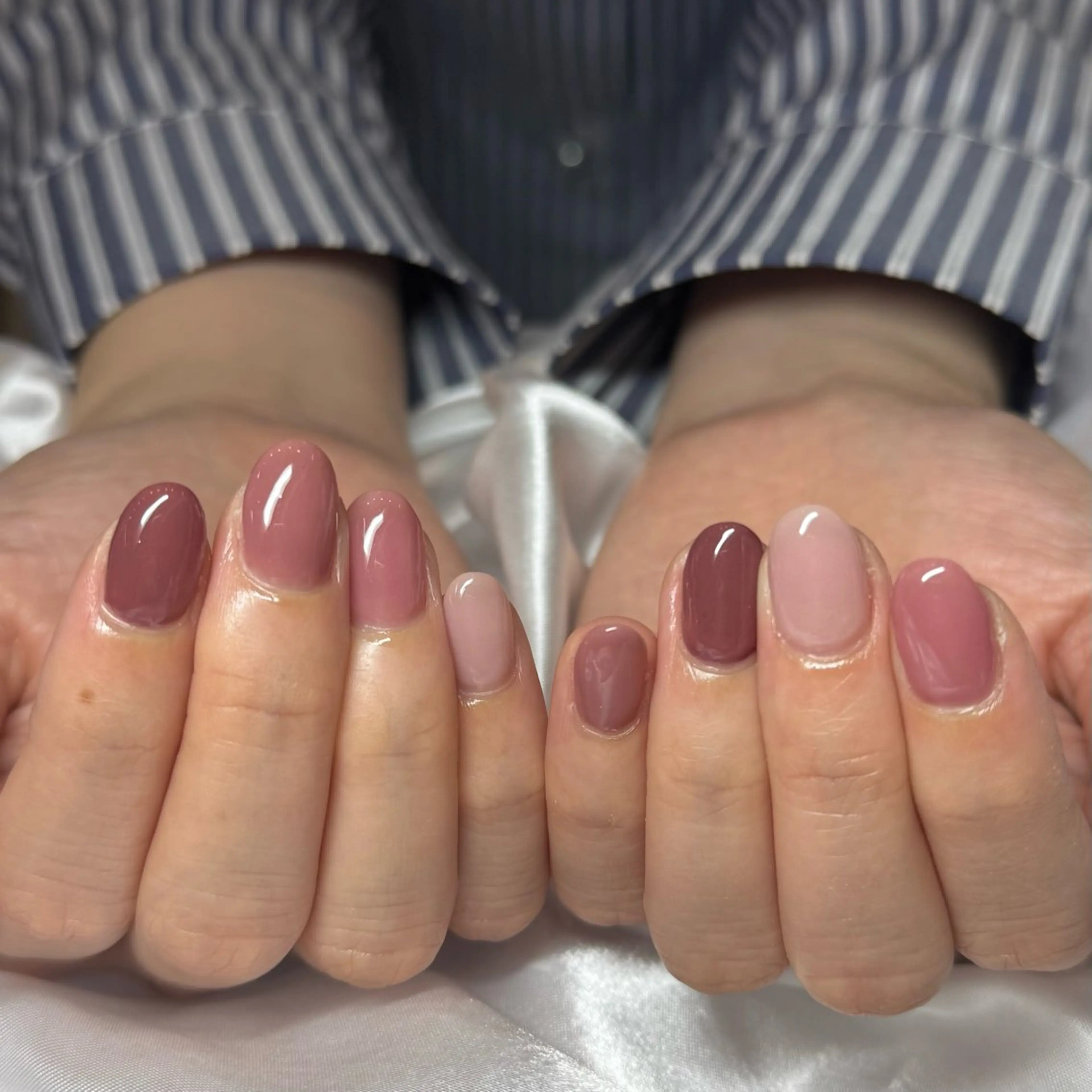 ネイル ワンカラーネイル ピンク シンプルネイル Rommy Arisaのネイルデザイン