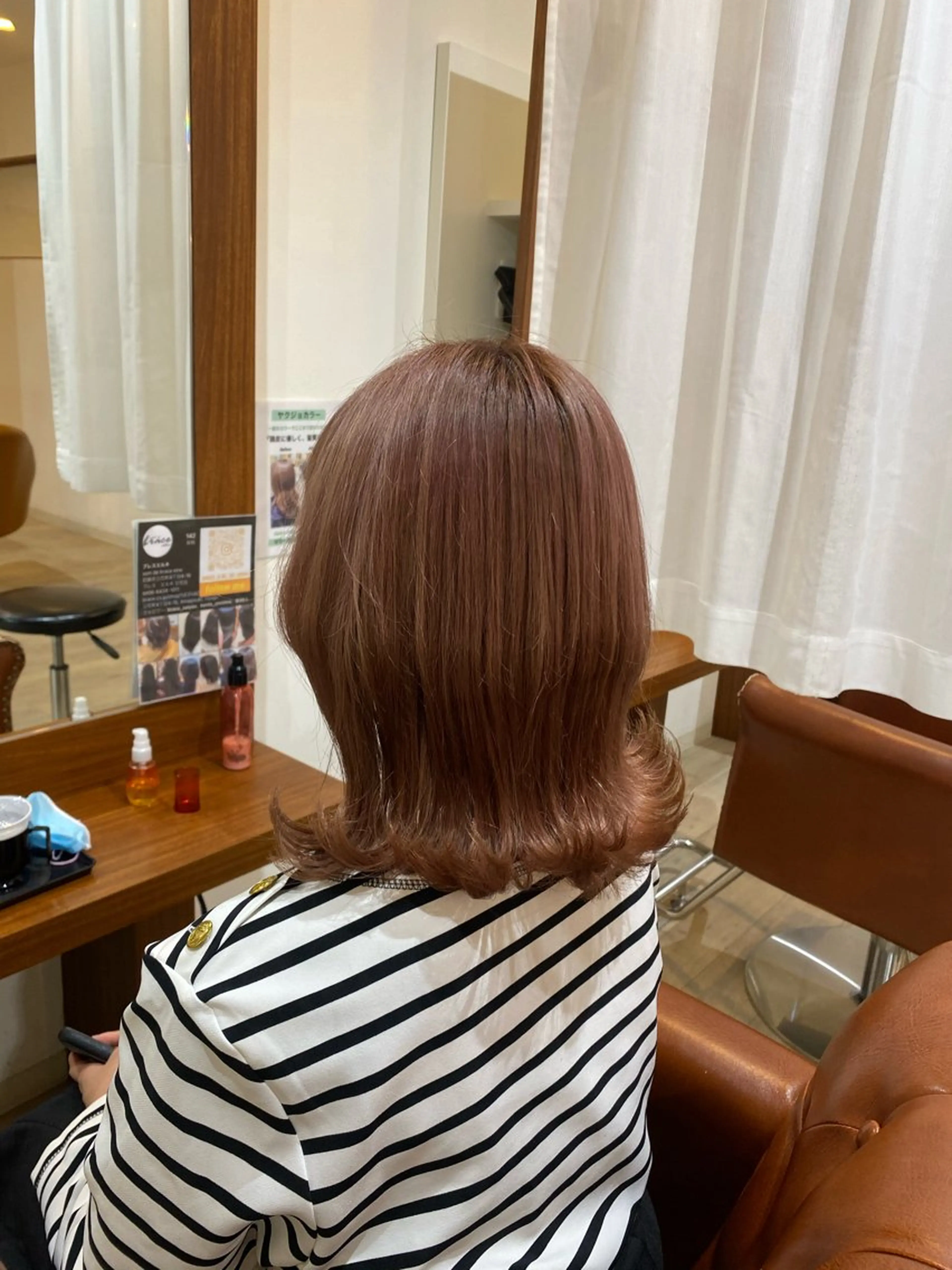 ミディアム カラー アッシュ ブリーチ ケアブリーチ ピンクカラー ピンクアッシュ 縮毛矯正とレイヤー カット/杉村凜汰郎のヘアスタイル