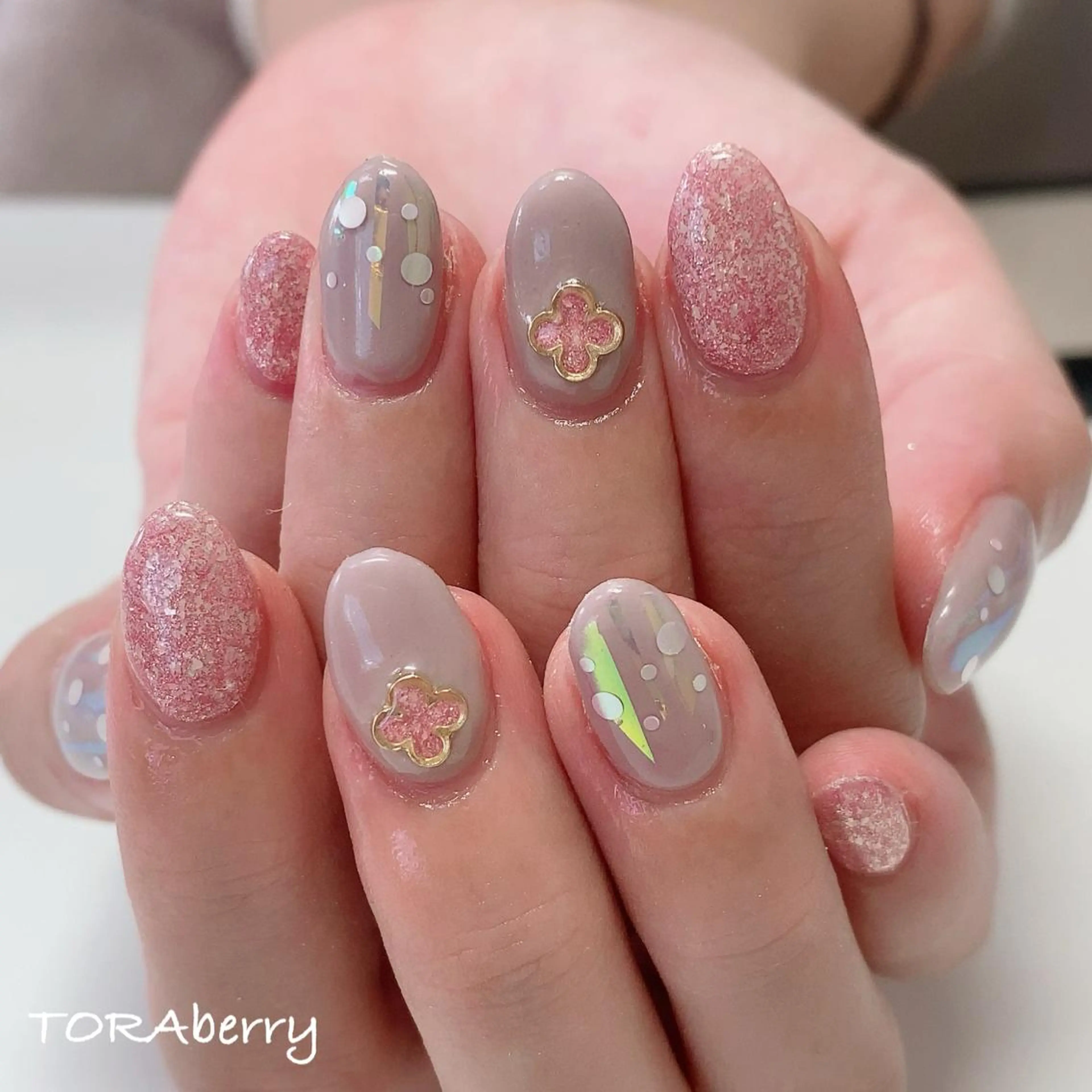 ネイル ネイリスト なつみのネイルデザイン