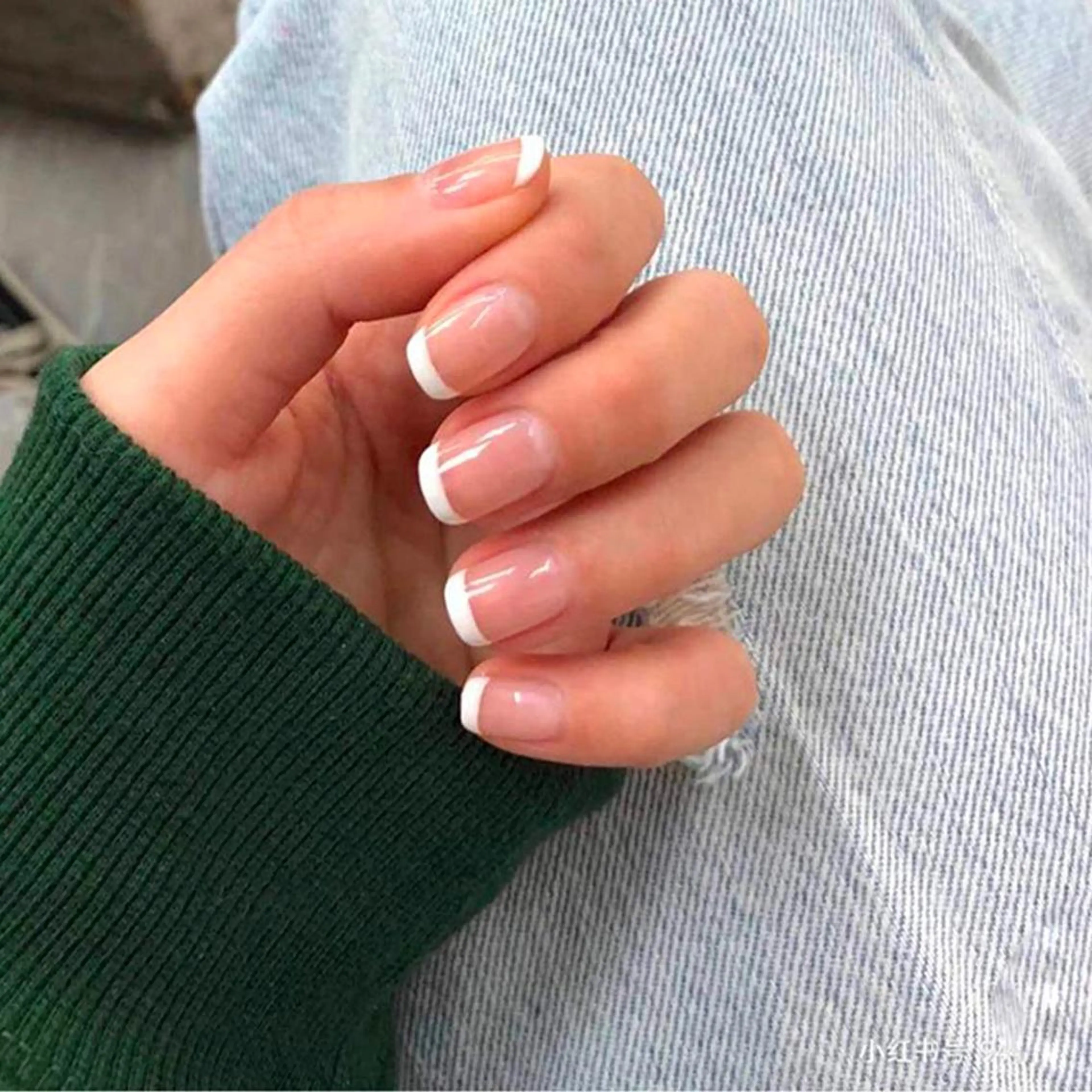 ネイル フレンチネイル ハンドネイル 米澤 ハナユキのネイルデザイン