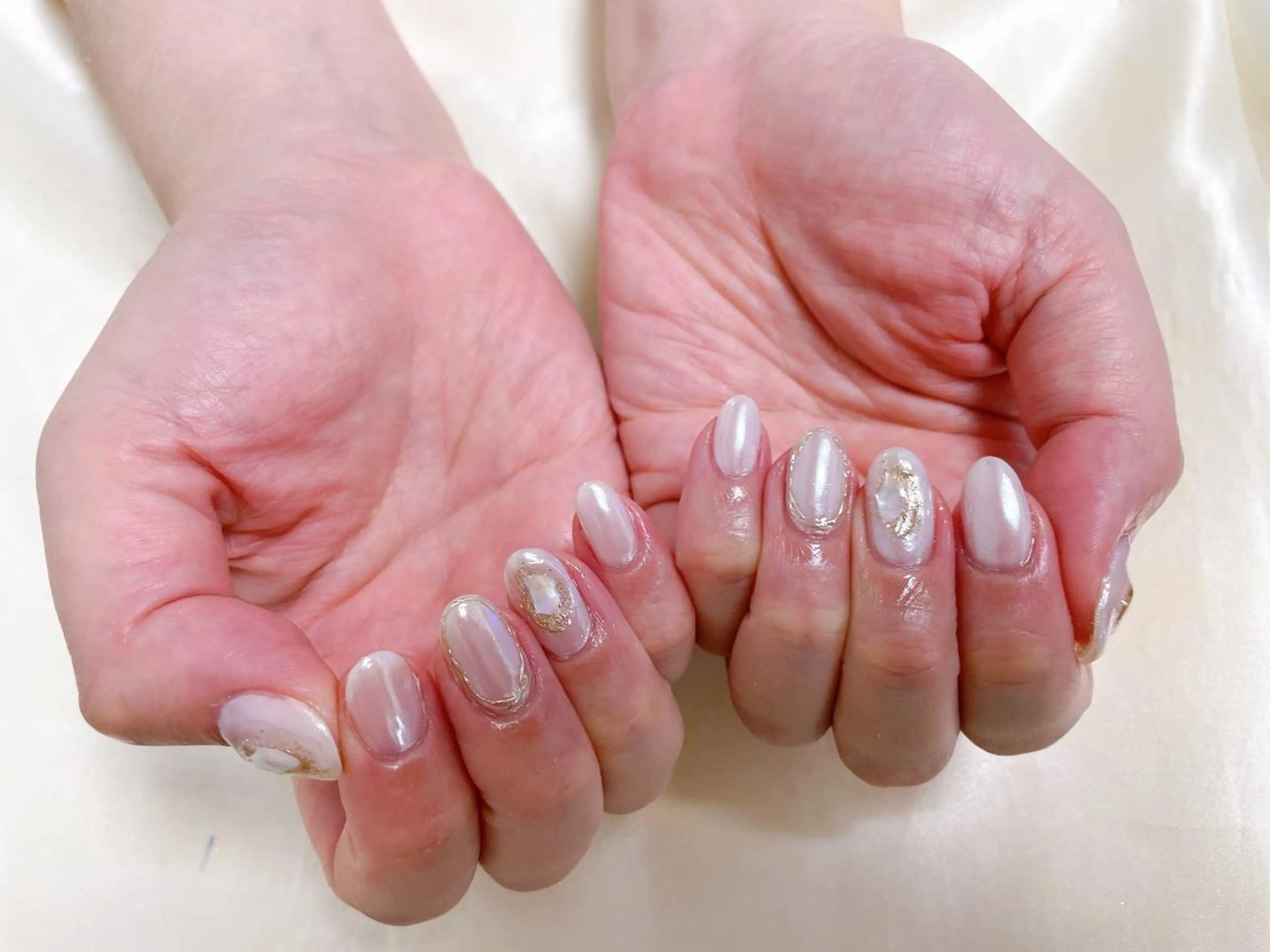 ネイル mogunail &blowのネイルデザイン