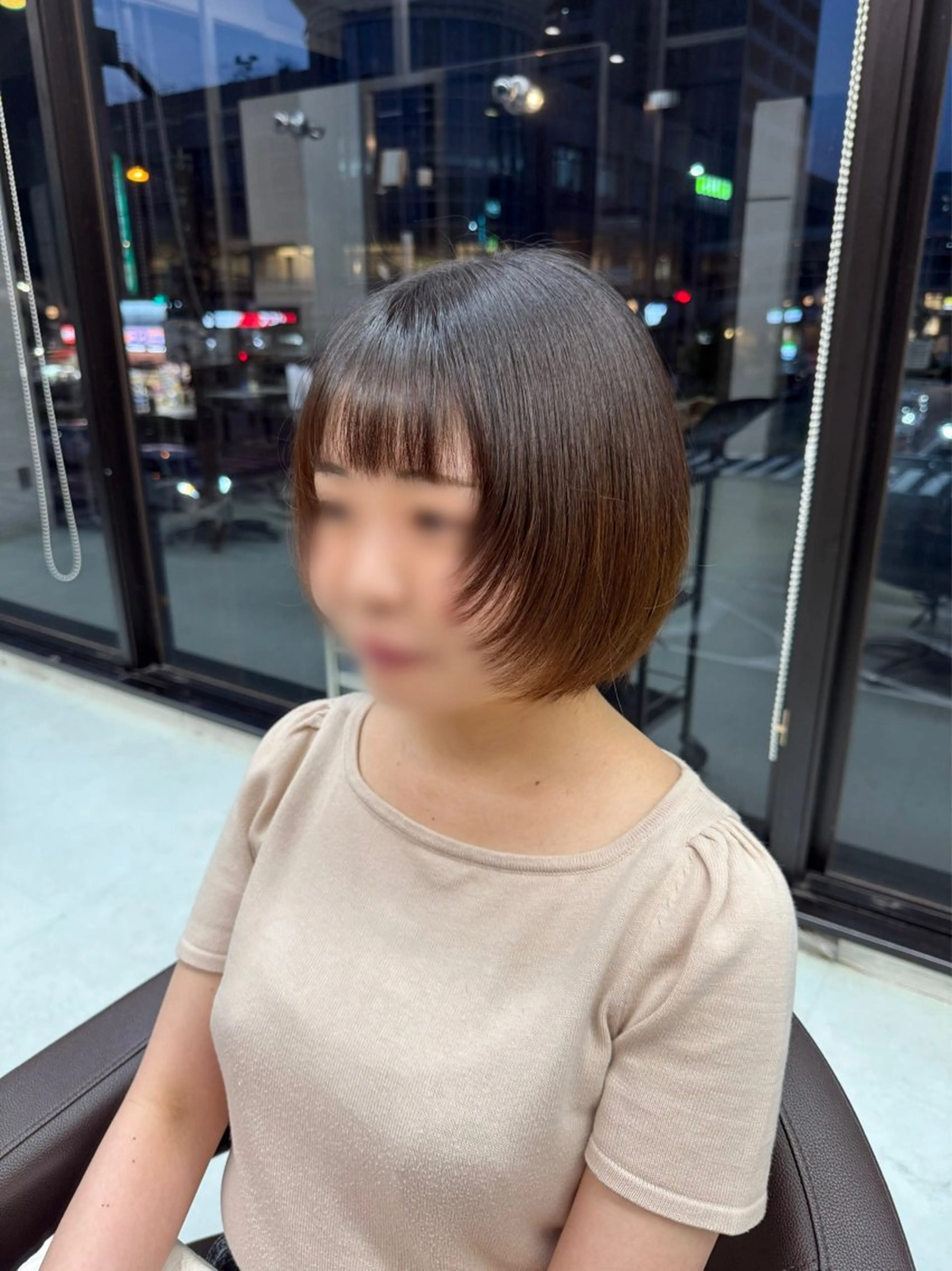 ショート 新井優馬｜縮毛矯正/ 地毛風ストレートのヘアスタイル