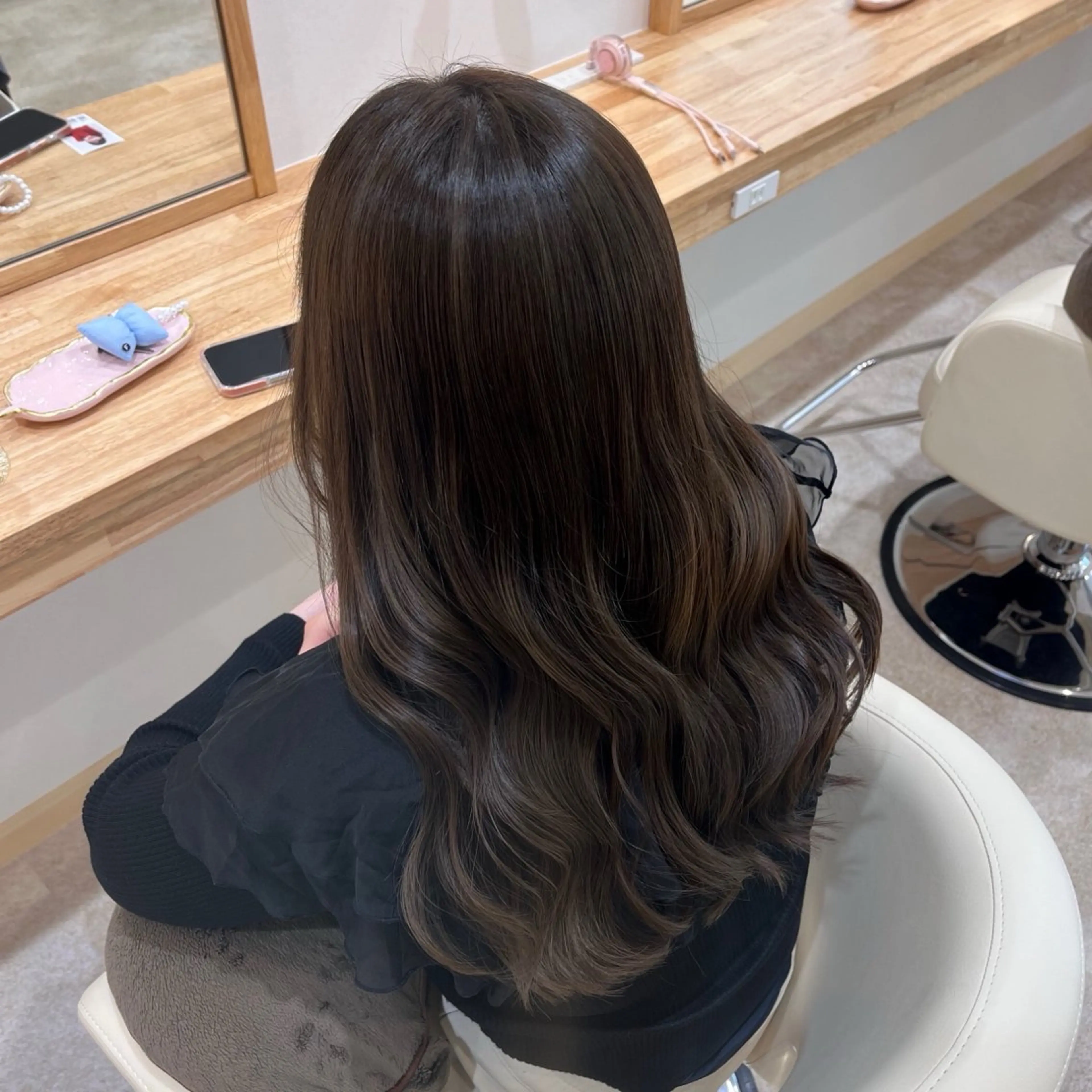 ロング カラー 望愛/レイヤー/ハイ トーン/デザインのヘアスタイル