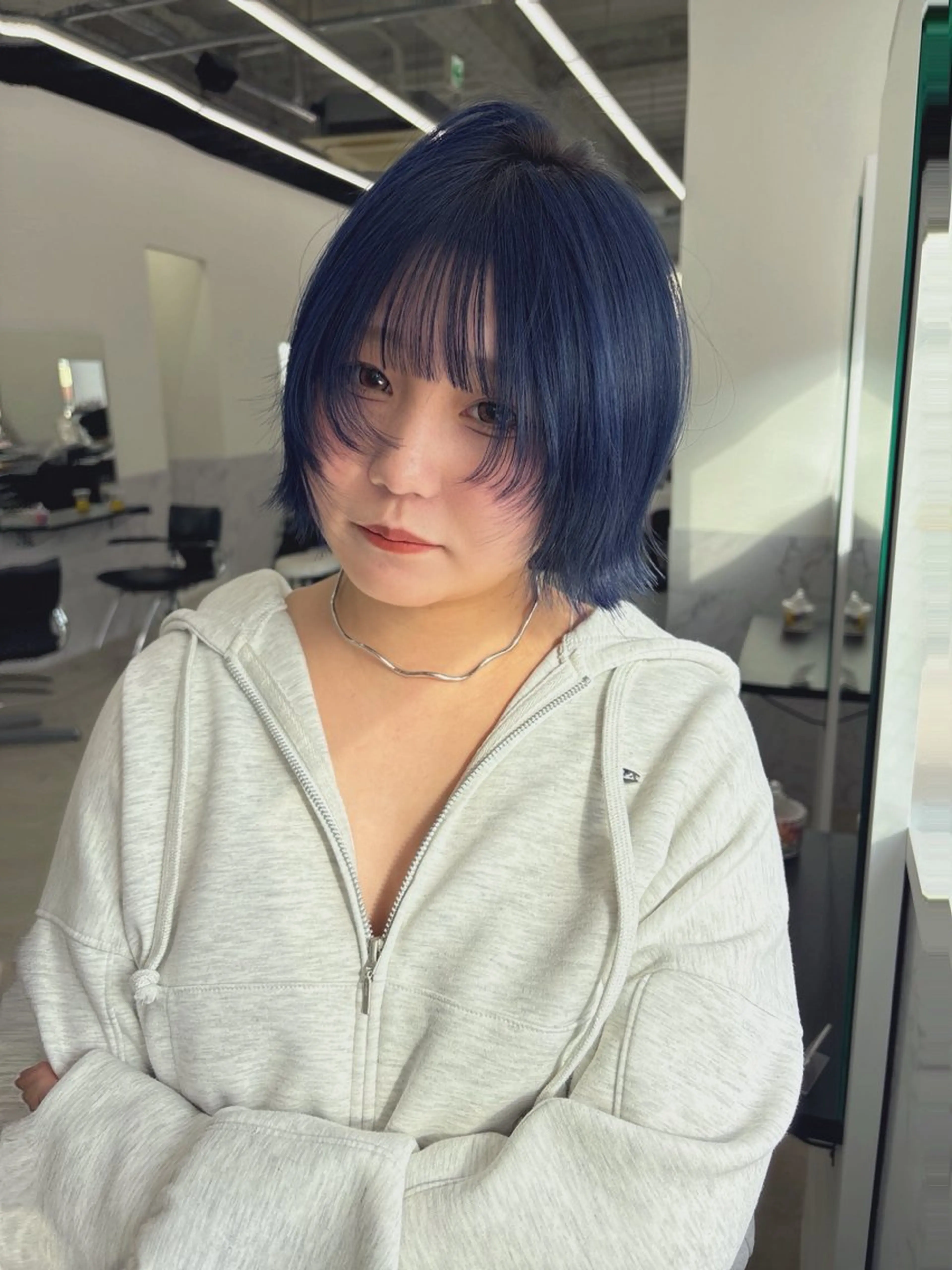 ショート カラー ヘアカラー 八代 珠羽のヘアスタイル