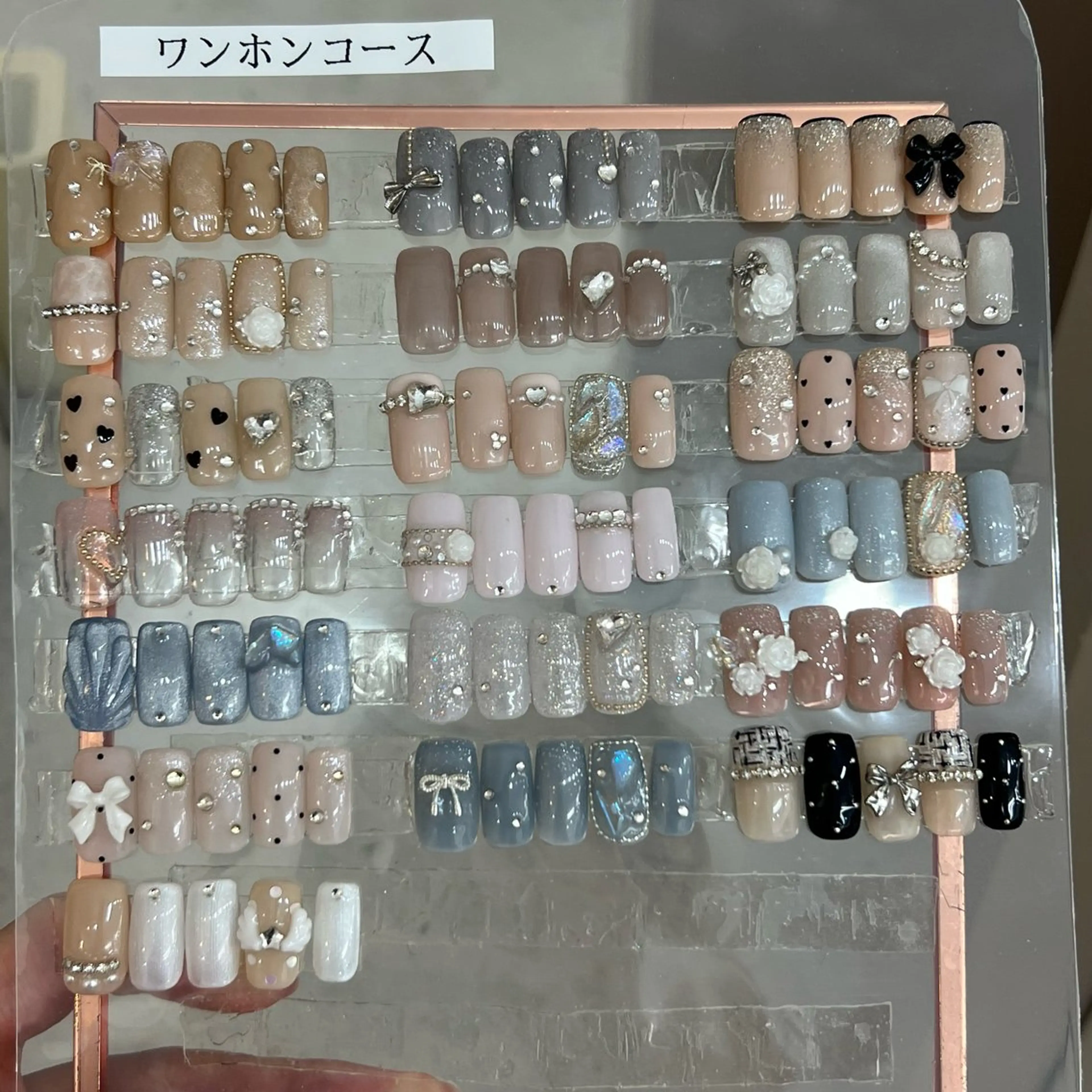 ネイル ハンドネイル YOSHIOKA 有のネイルデザイン