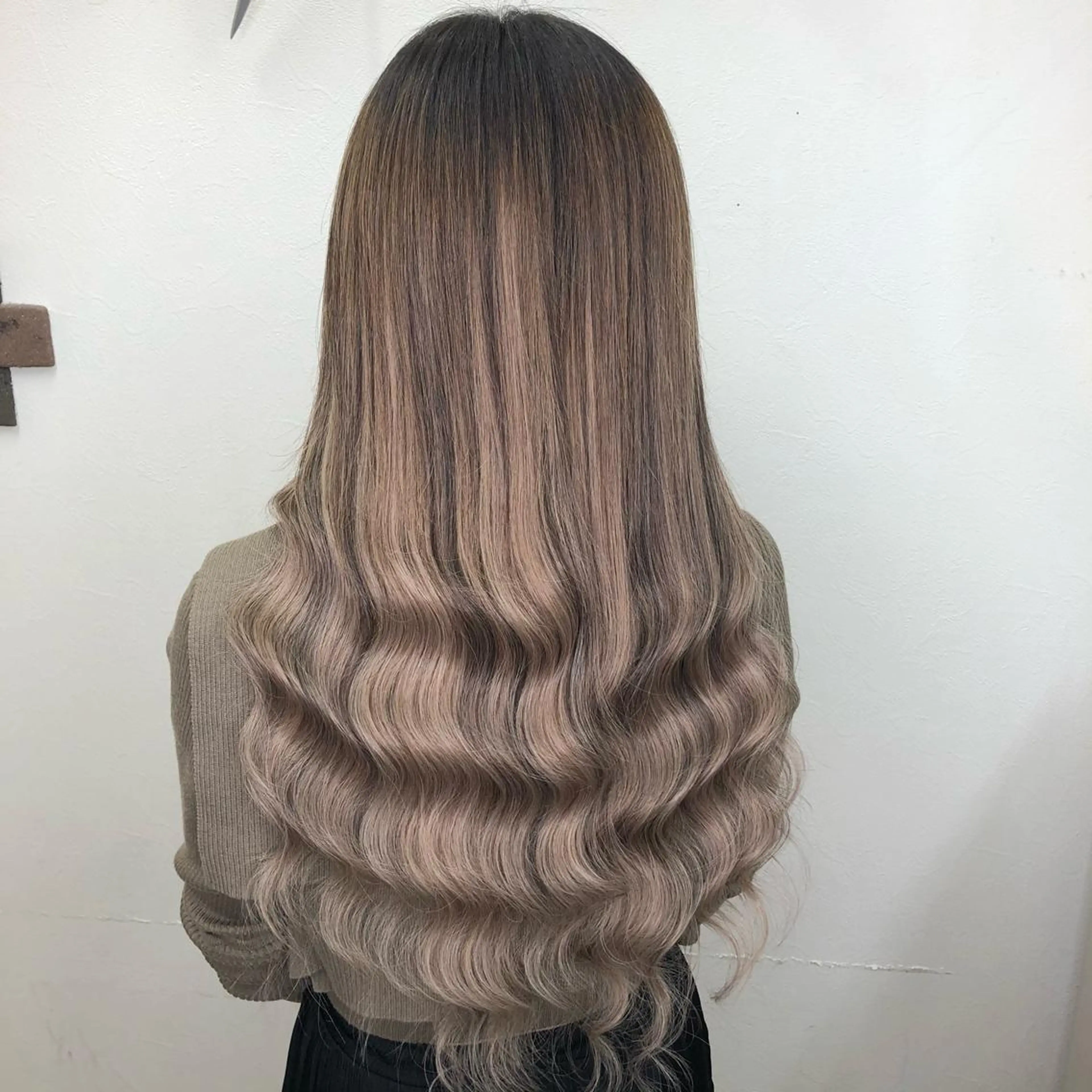 ロング カラー エクステ MAKO ❤️‍🔥NEXTのヘアスタイル