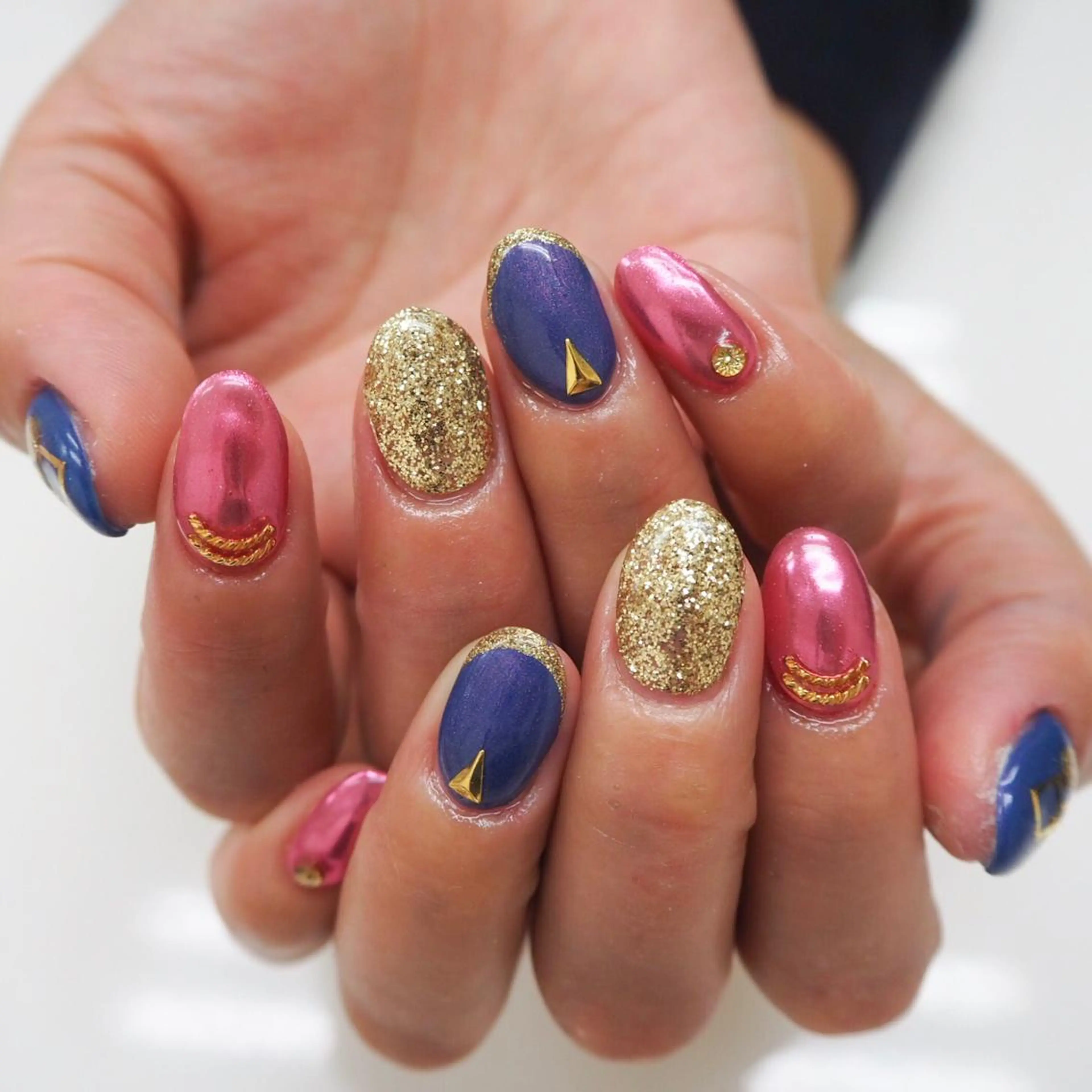 ネイル Hisaka Mikiのネイルデザイン