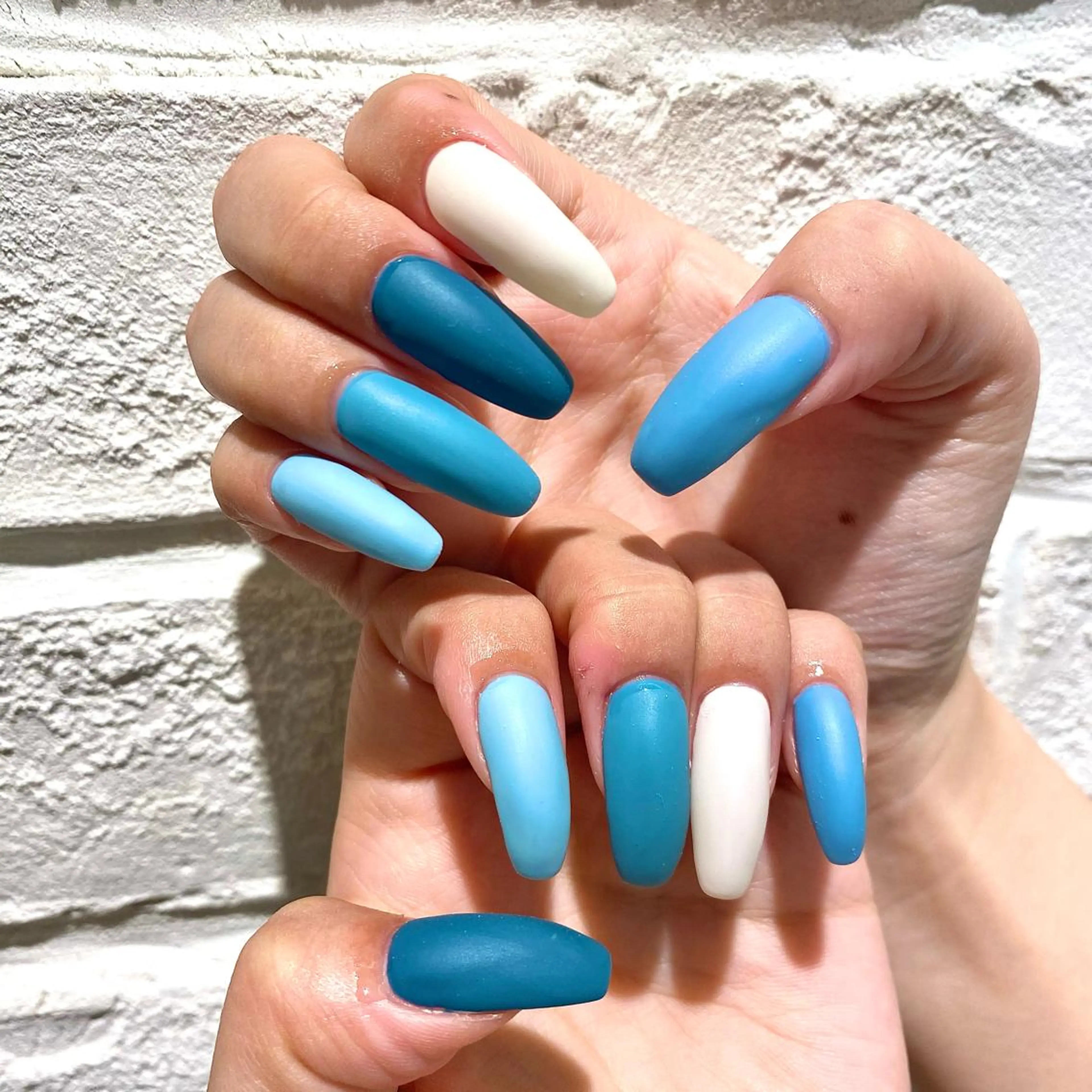 ネイル ハンドネイル 矢崎 千春のネイルデザイン