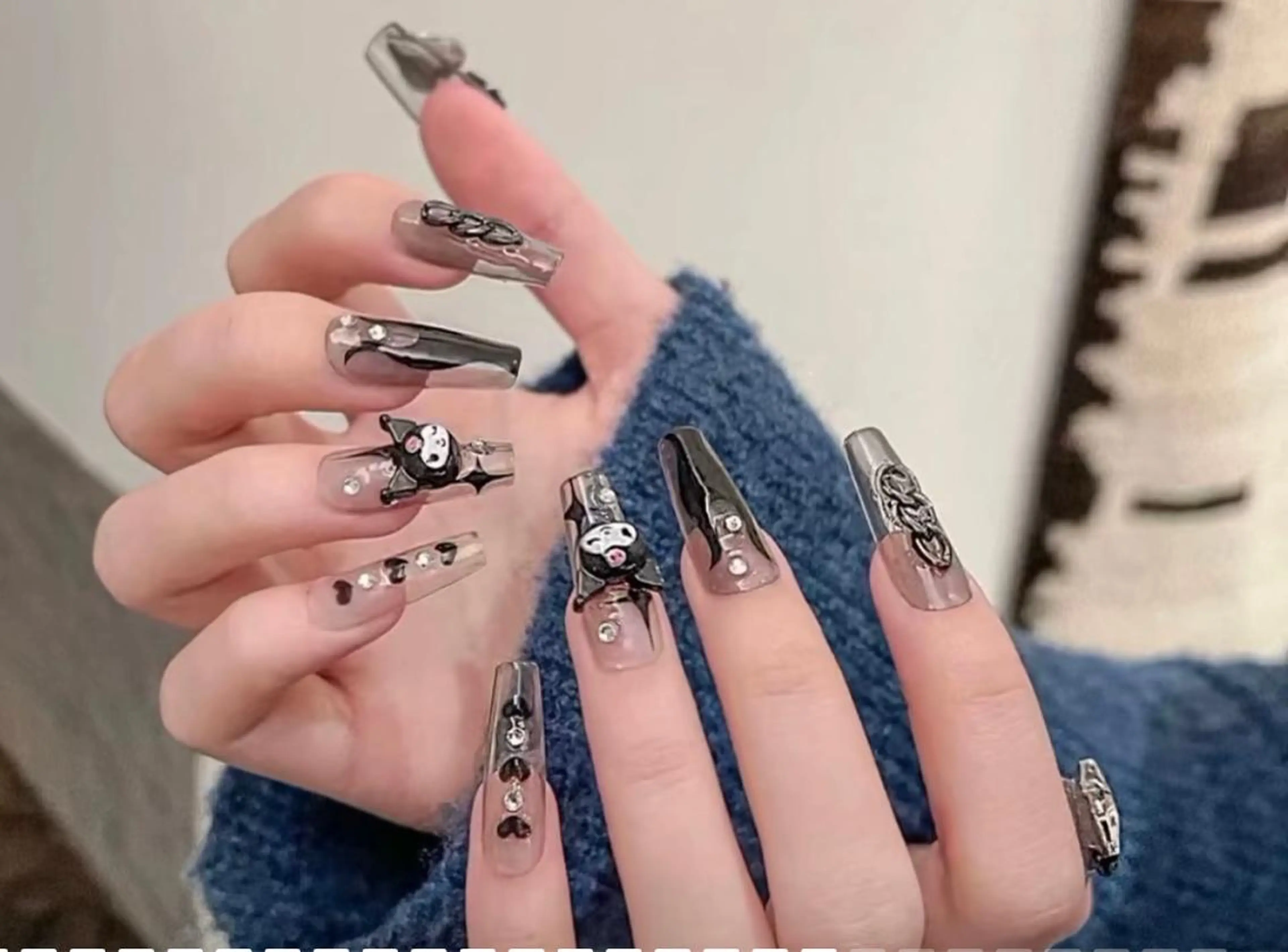 ネイル はぴねす所属・横浜 美夢のネイルデザイン