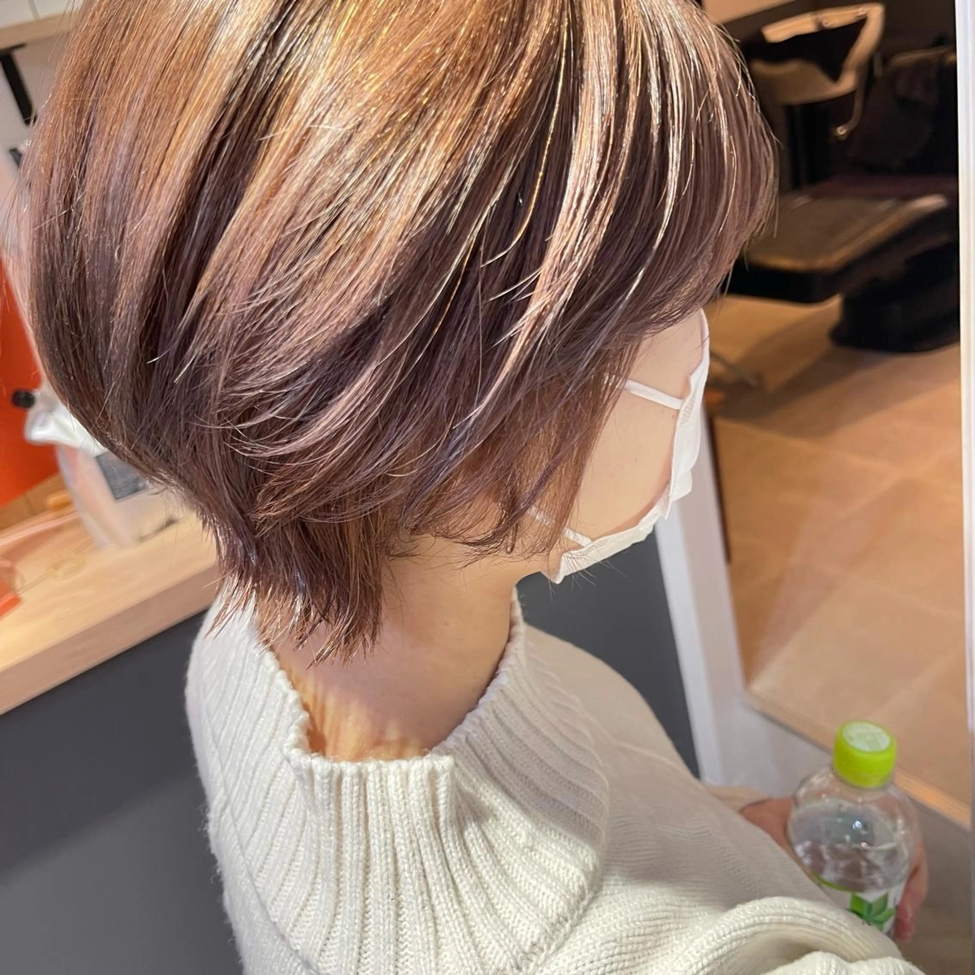 ショート カラー UMEDA FIGAROのヘアスタイル